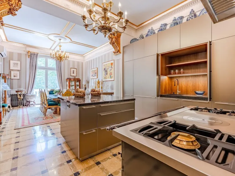 A True Work of Art: An Exclusive Designer Apartment with Outstanding Details and an Antique Collection in Sant Gervasi, Barcelona
