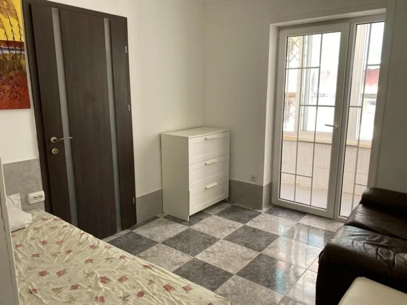 Two studios with tenants for sale