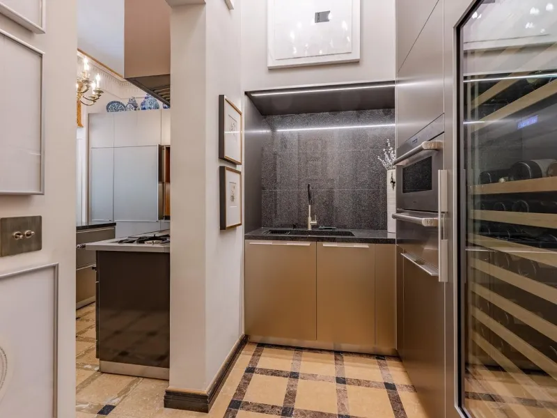 A True Work of Art: An Exclusive Designer Apartment with Outstanding Details and an Antique Collection in Sant Gervasi, Barcelona