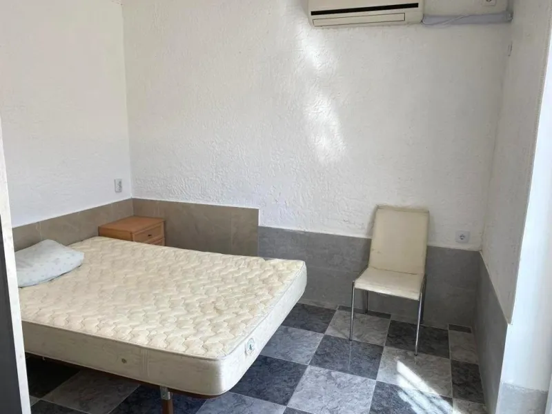 Two studios with tenants for sale