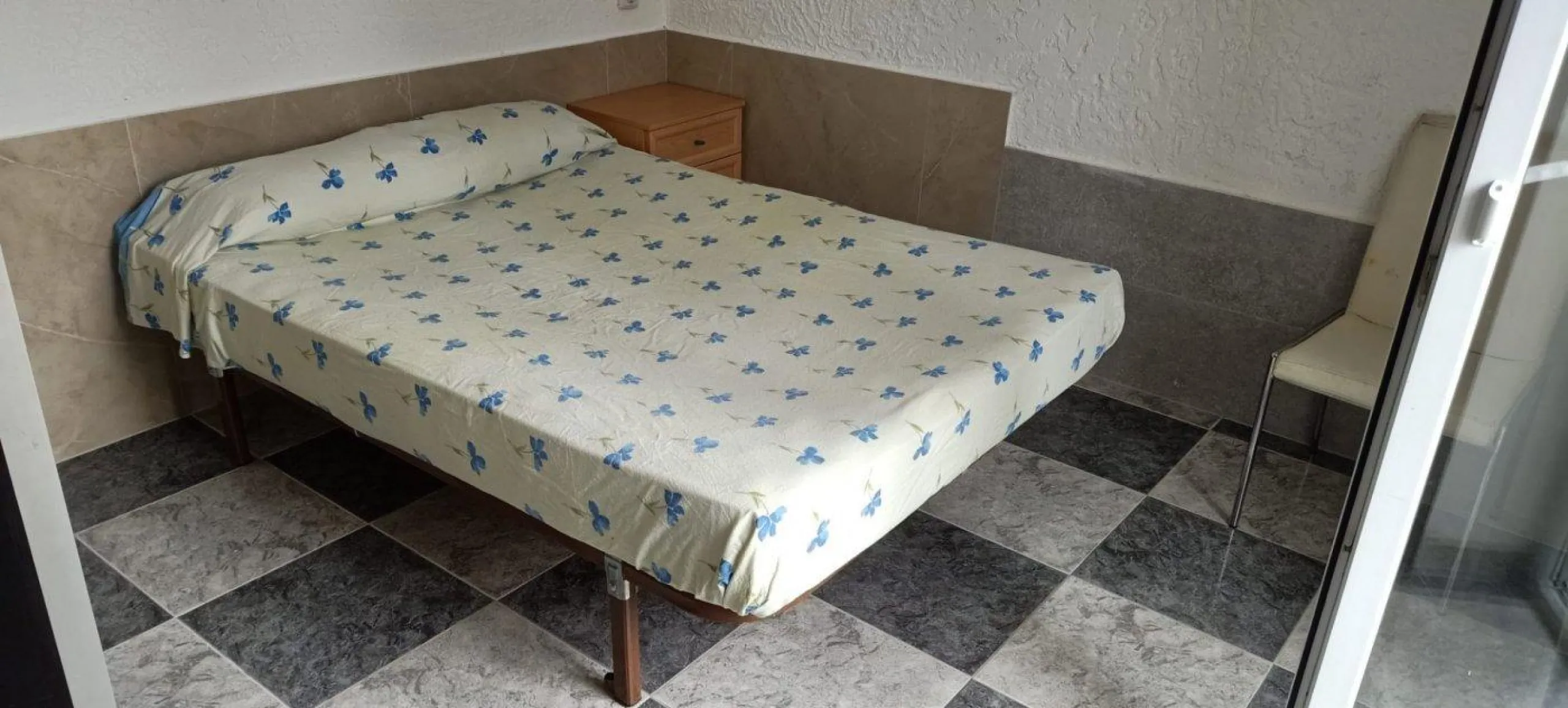 Two studios with tenants for sale