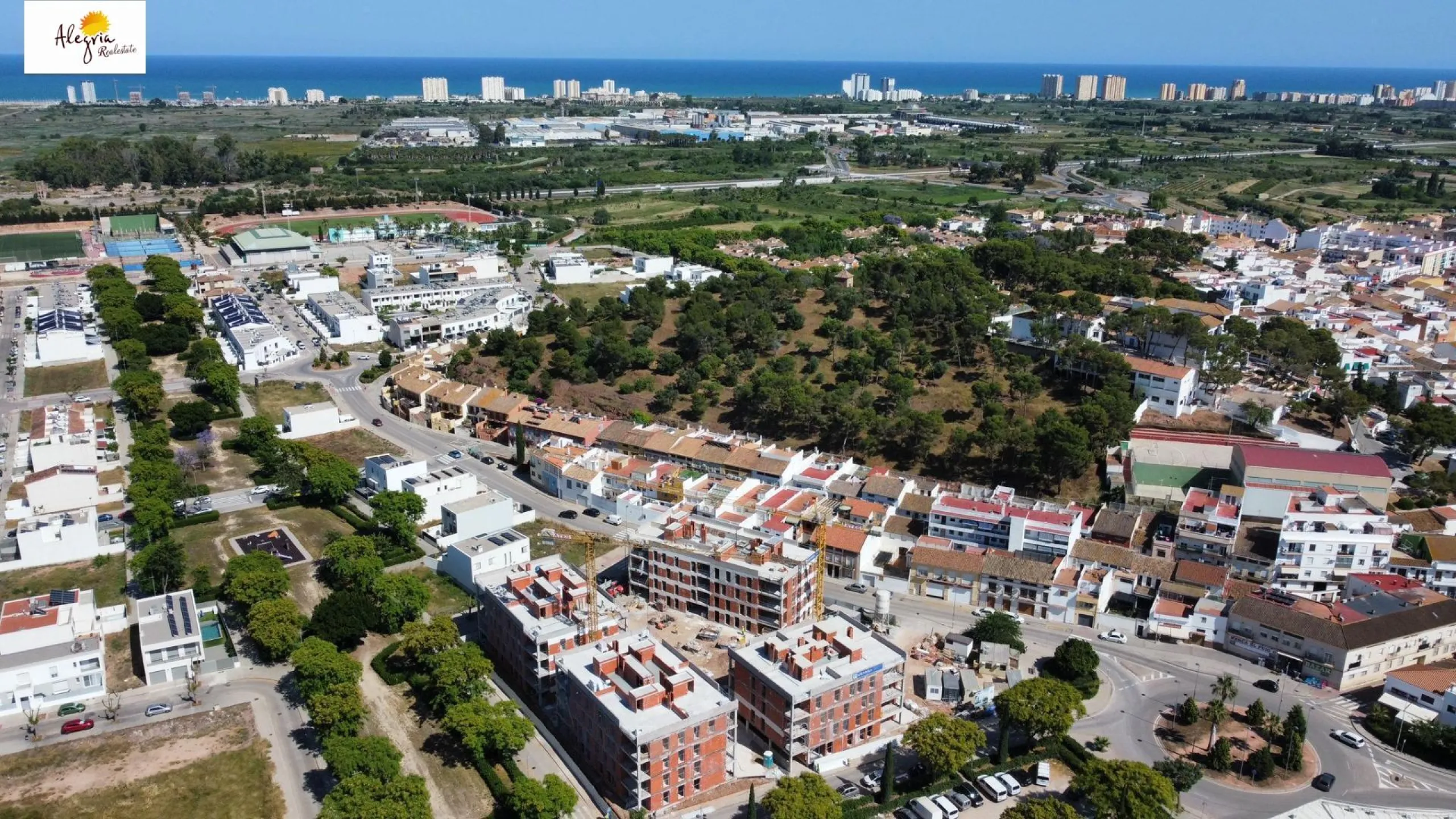 !!! PERFECTO NUEVO CHALET ADOSADO, NUEVA ZONA FAMILIAR - EL PUIG DE SANTA MARIA