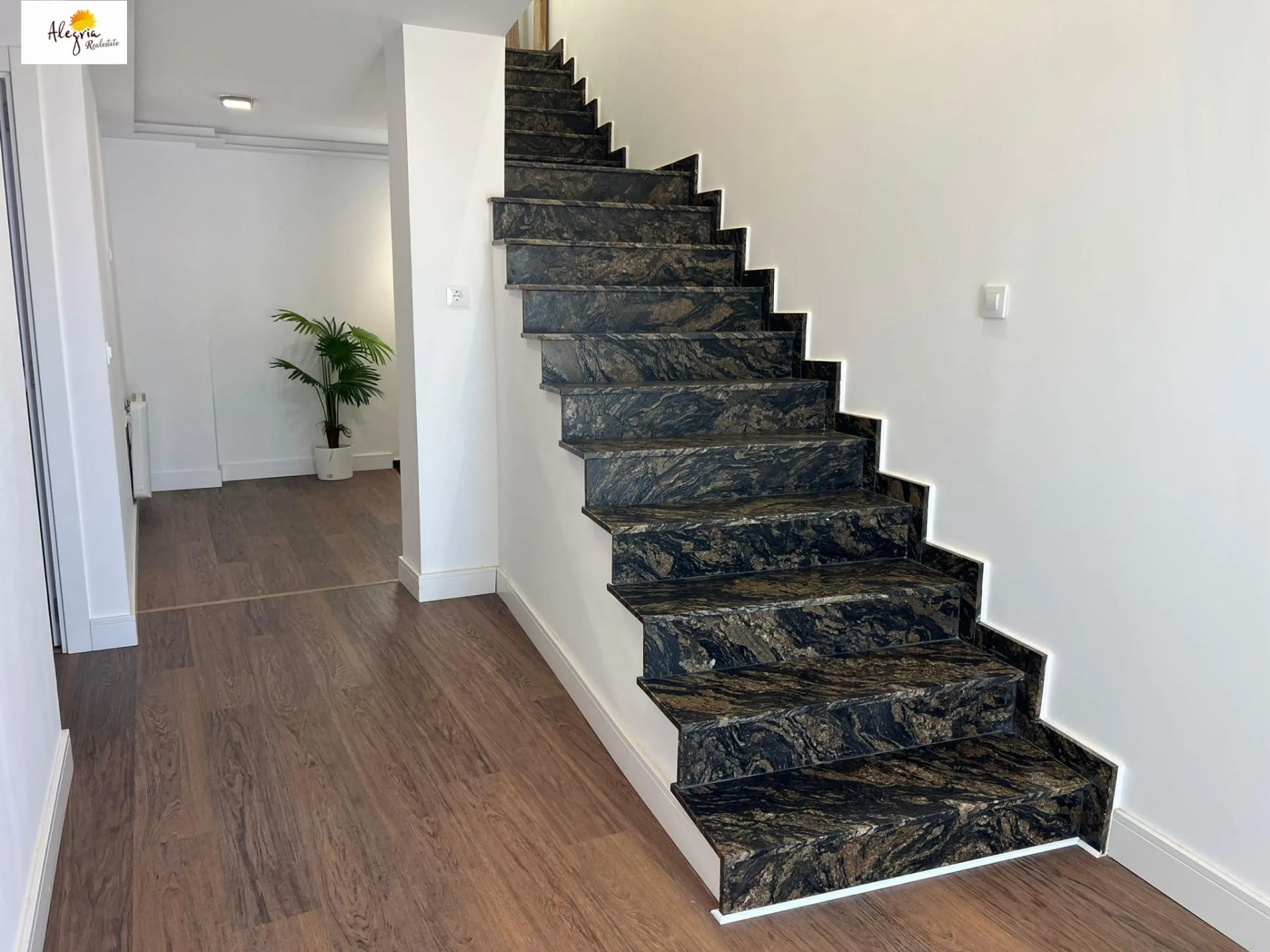 !!! PERFECTO NUEVO CHALET ADOSADO, NUEVA ZONA FAMILIAR - EL PUIG DE SANTA MARIA