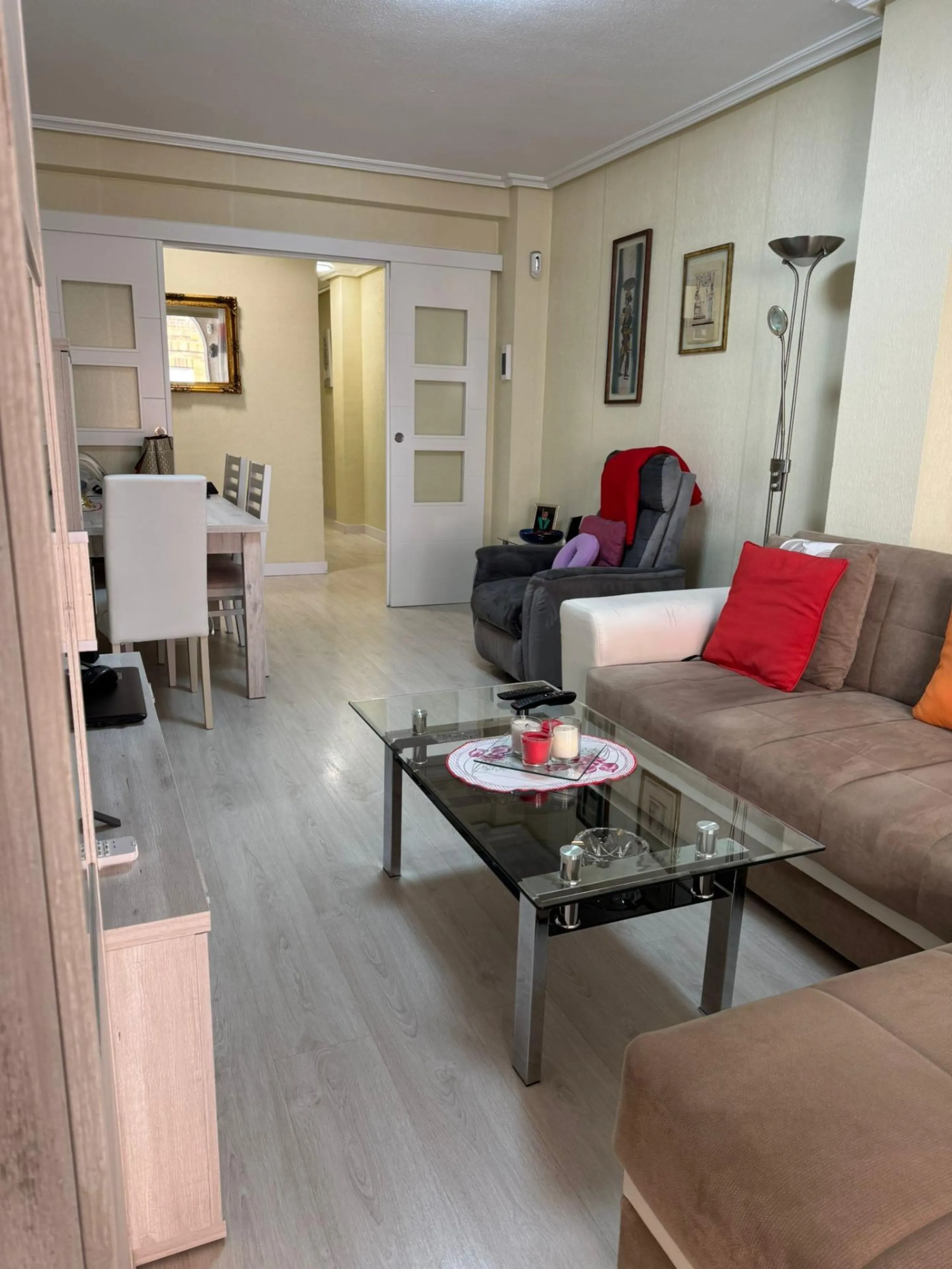 APARTAMENTO REFORMADO EN LOS LOCOS : 3 HAB, 2 BAÑOS, SOLEADO, POSIBILIDAD GARAJE