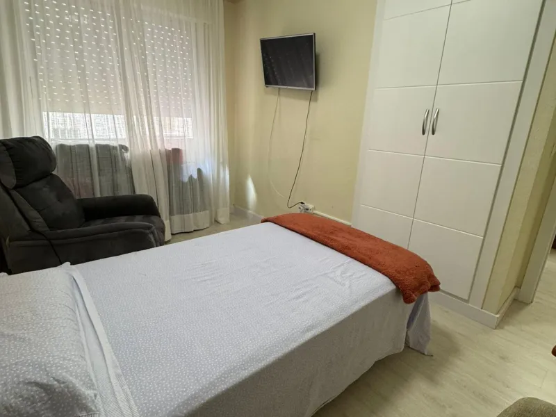 APARTAMENTO REFORMADO EN LOS LOCOS : 3 HAB, 2 BAÑOS, SOLEADO, POSIBILIDAD GARAJE
