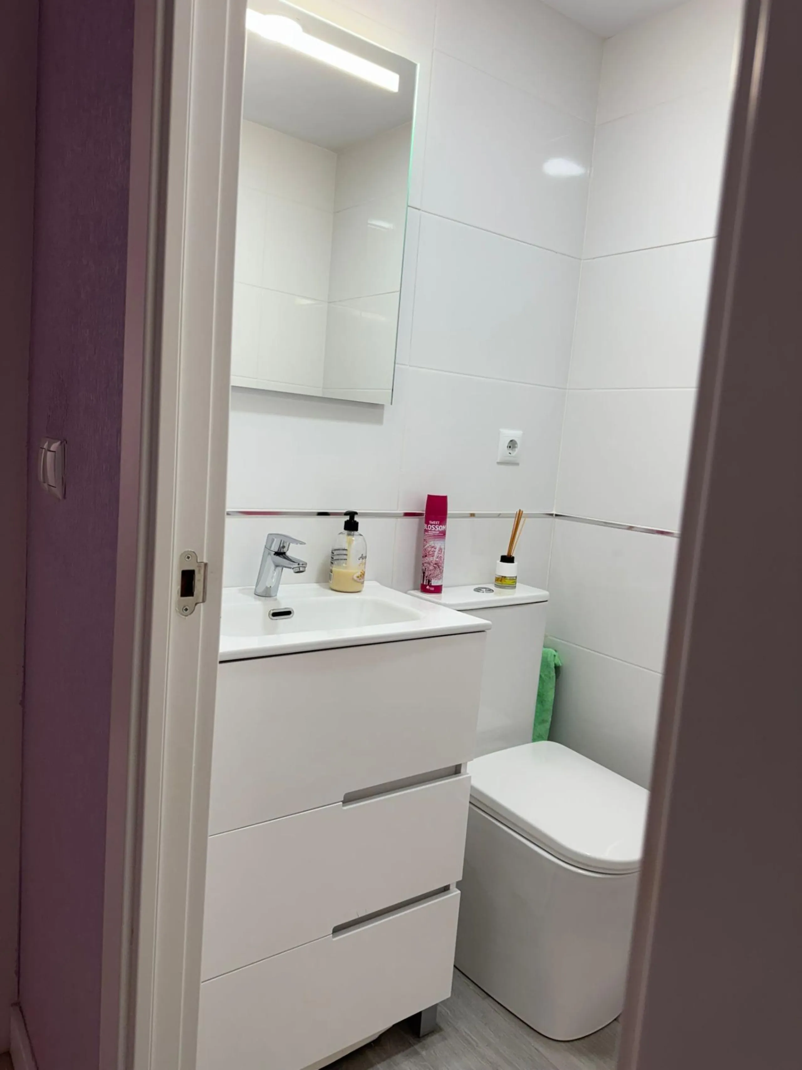 APARTAMENTO REFORMADO EN LOS LOCOS : 3 HAB, 2 BAÑOS, SOLEADO, POSIBILIDAD GARAJE