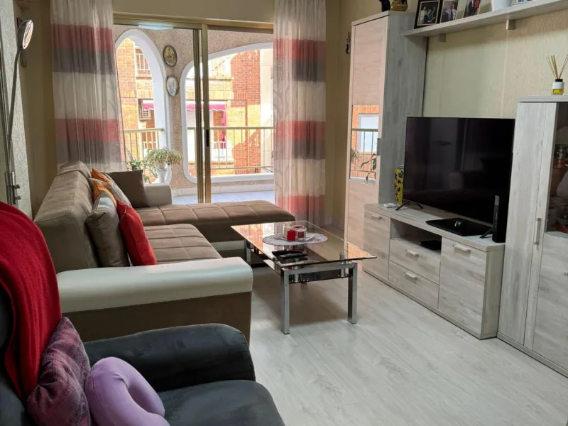 APARTAMENTO REFORMADO EN LOS LOCOS : 3 HAB, 2 BAÑOS, SOLEADO, POSIBILIDAD GARAJE