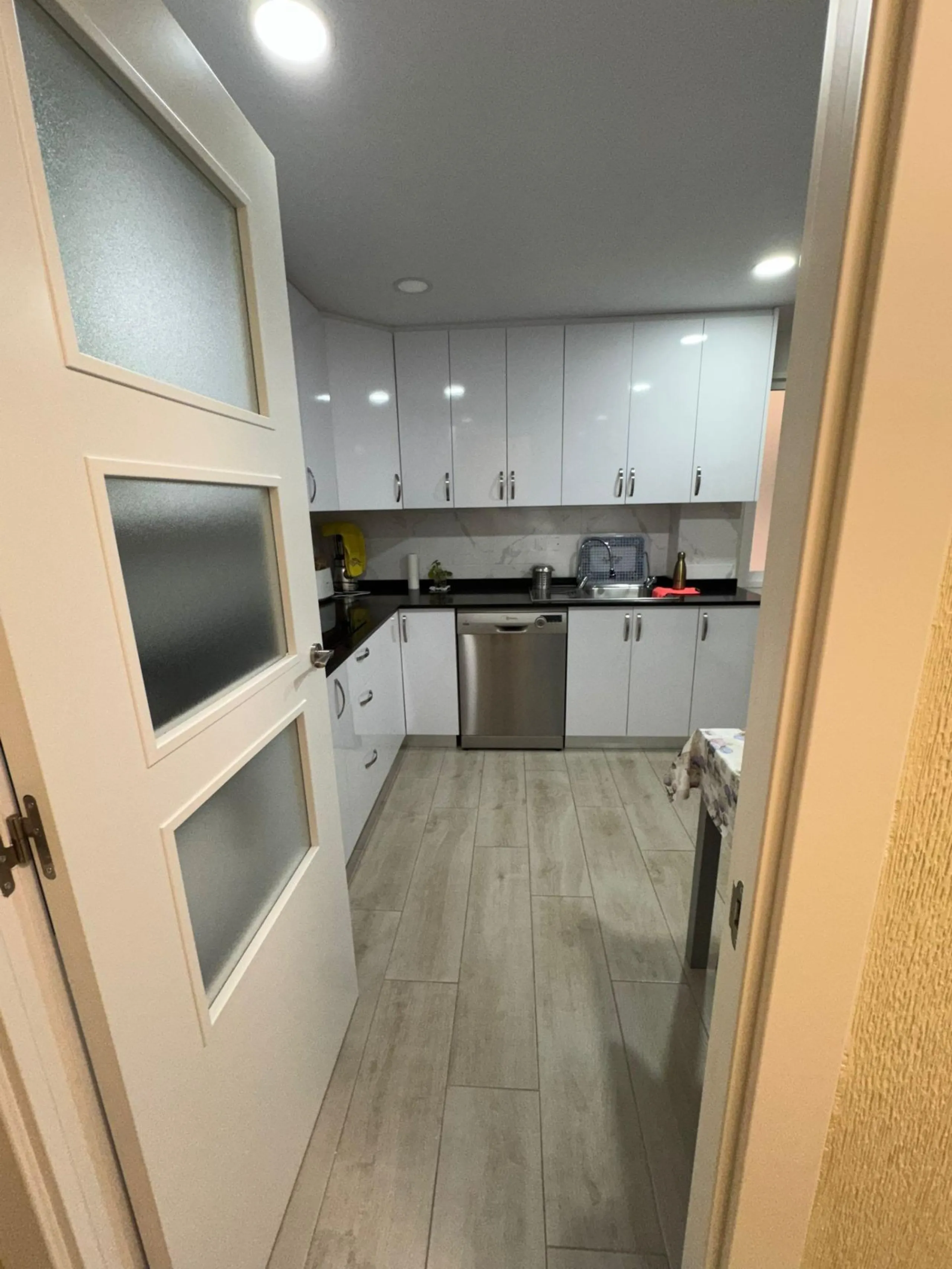 APARTAMENTO REFORMADO EN LOS LOCOS : 3 HAB, 2 BAÑOS, SOLEADO, POSIBILIDAD GARAJE