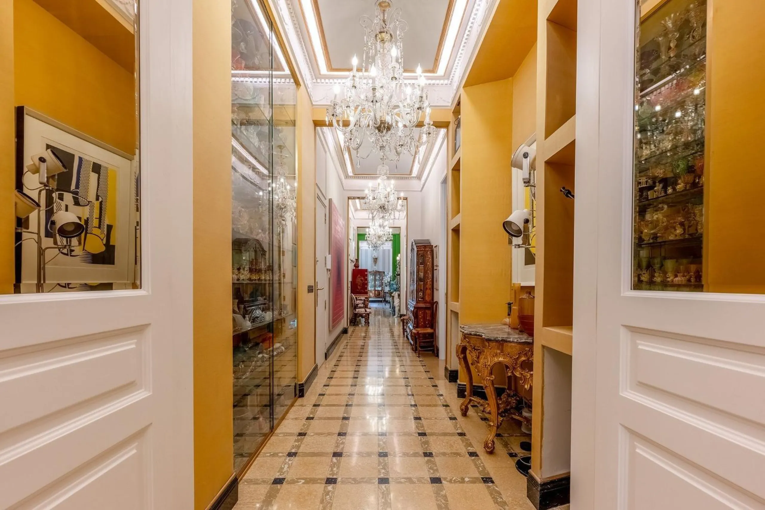 A True Work of Art: An Exclusive Designer Apartment with Outstanding Details and an Antique Collection in Sant Gervasi, Barcelona
