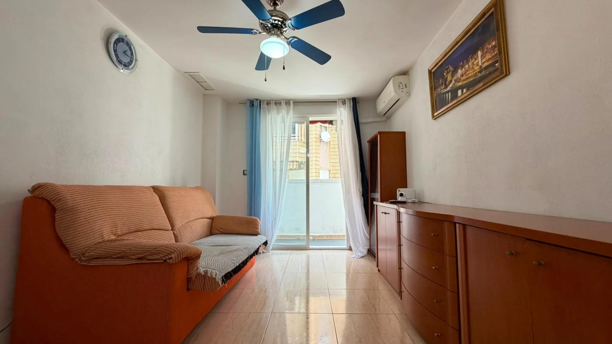 APARTAMENTO DE 72M2. 2 DORMITORIOS 1 BAÑO. LISTO PARA ENTRAR A VIVIR