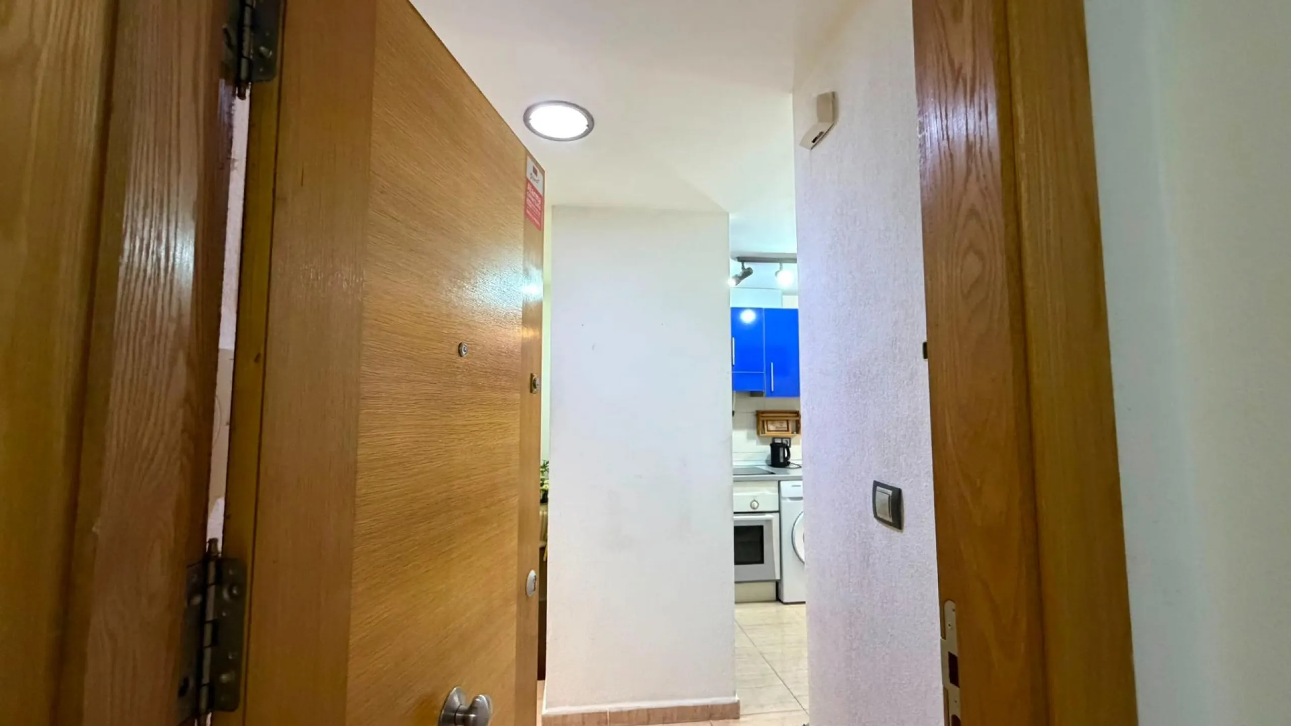 APARTAMENTO DE 72M2. 2 DORMITORIOS 1 BAÑO. LISTO PARA ENTRAR A VIVIR