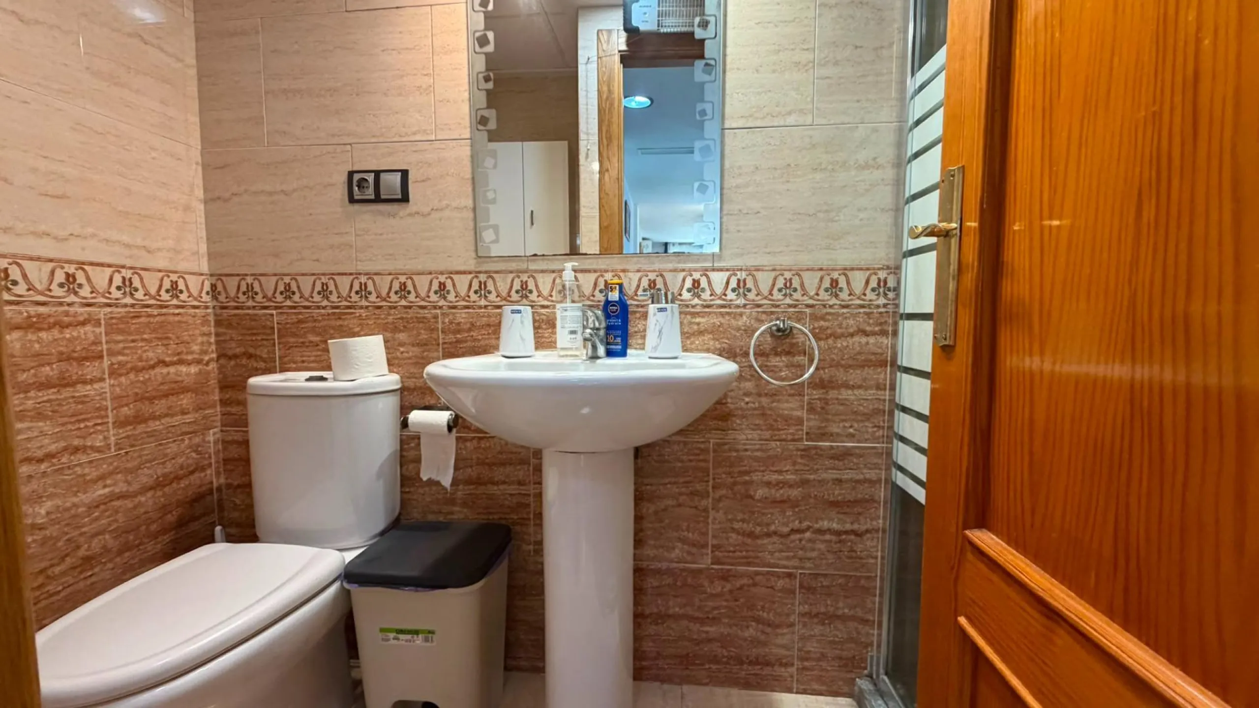 APARTAMENTO DE 72M2. 2 DORMITORIOS 1 BAÑO. LISTO PARA ENTRAR A VIVIR