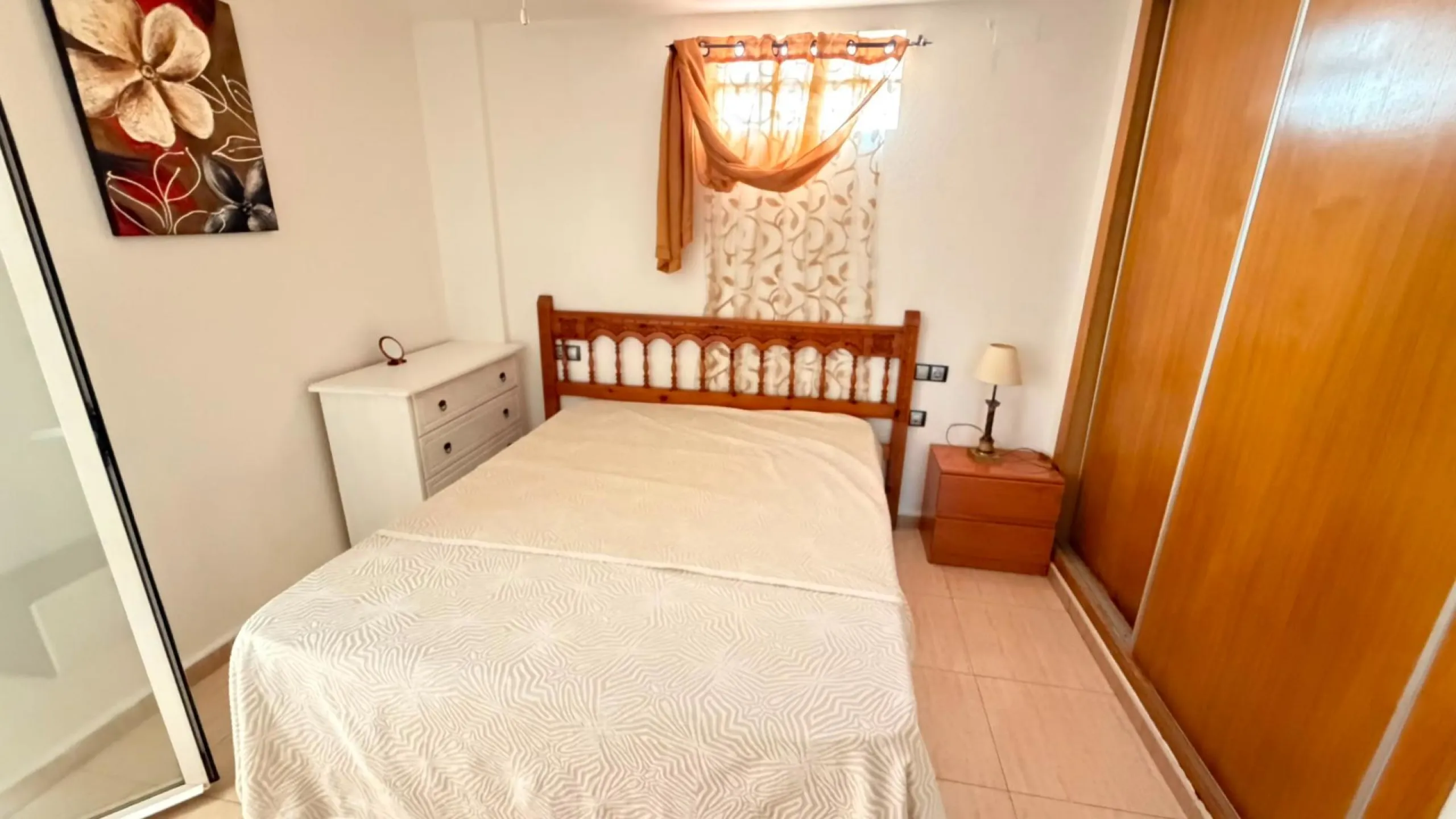 APARTAMENTO DE 72M2. 2 DORMITORIOS 1 BAÑO. LISTO PARA ENTRAR A VIVIR