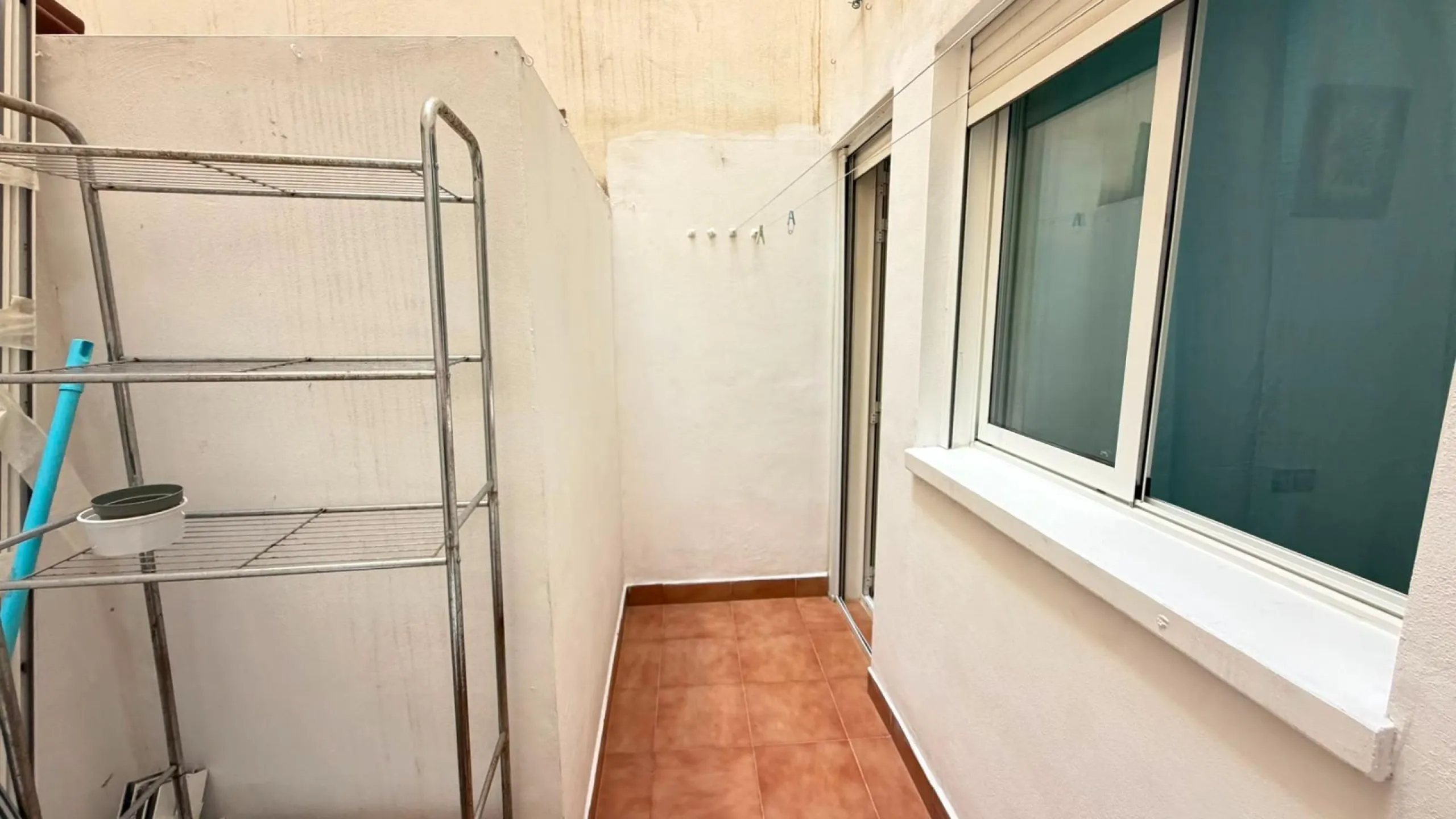 APARTAMENTO DE 72M2. 2 DORMITORIOS 1 BAÑO. LISTO PARA ENTRAR A VIVIR