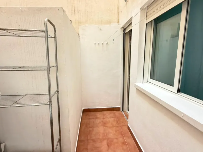 APARTAMENTO DE 72M2. 2 DORMITORIOS 1 BAÑO. LISTO PARA ENTRAR A VIVIR