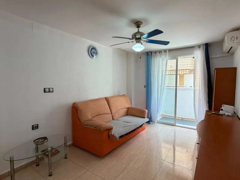 APARTAMENTO DE 72M2. 2 DORMITORIOS 1 BAÑO. LISTO PARA ENTRAR A VIVIR