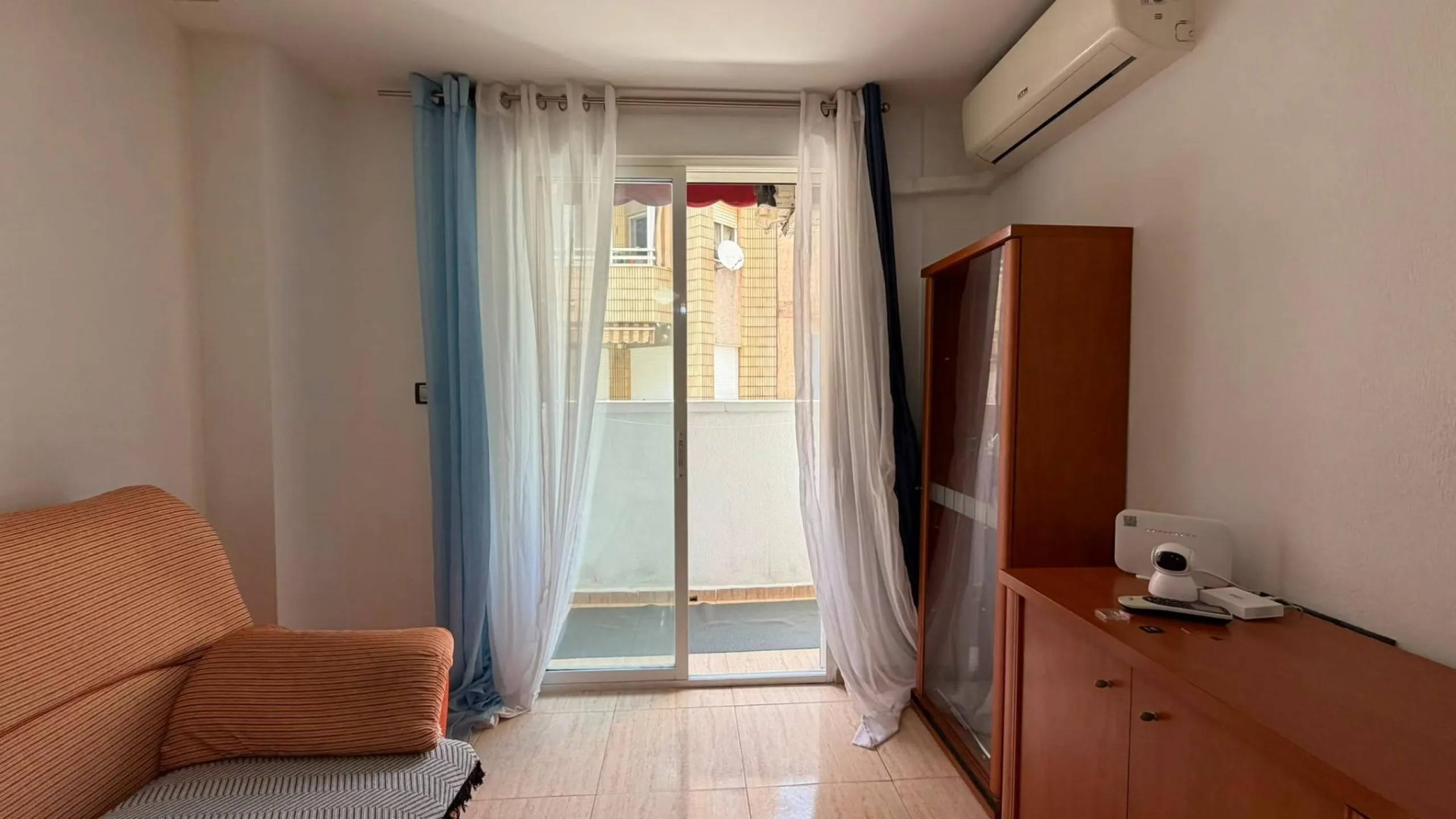 APARTAMENTO DE 72M2. 2 DORMITORIOS 1 BAÑO. LISTO PARA ENTRAR A VIVIR
