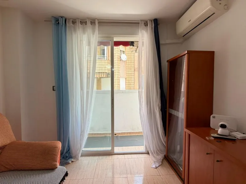 APARTAMENTO DE 72M2. 2 DORMITORIOS 1 BAÑO. LISTO PARA ENTRAR A VIVIR
