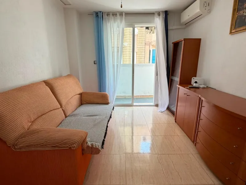 APARTAMENTO DE 72M2. 2 DORMITORIOS 1 BAÑO. LISTO PARA ENTRAR A VIVIR
