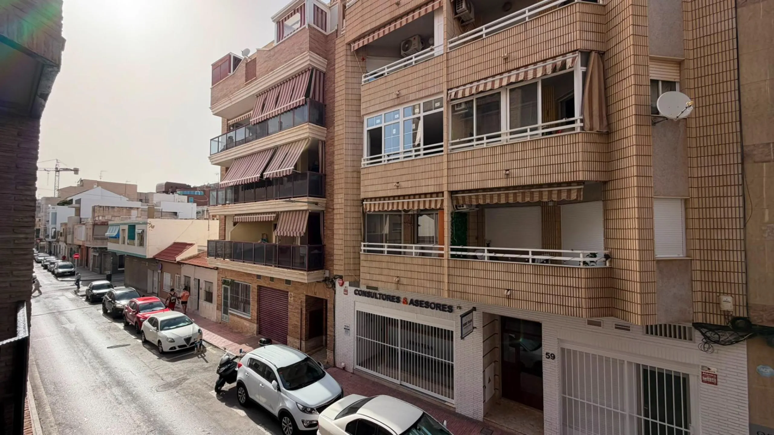 APARTAMENTO DE 72M2. 2 DORMITORIOS 1 BAÑO. LISTO PARA ENTRAR A VIVIR