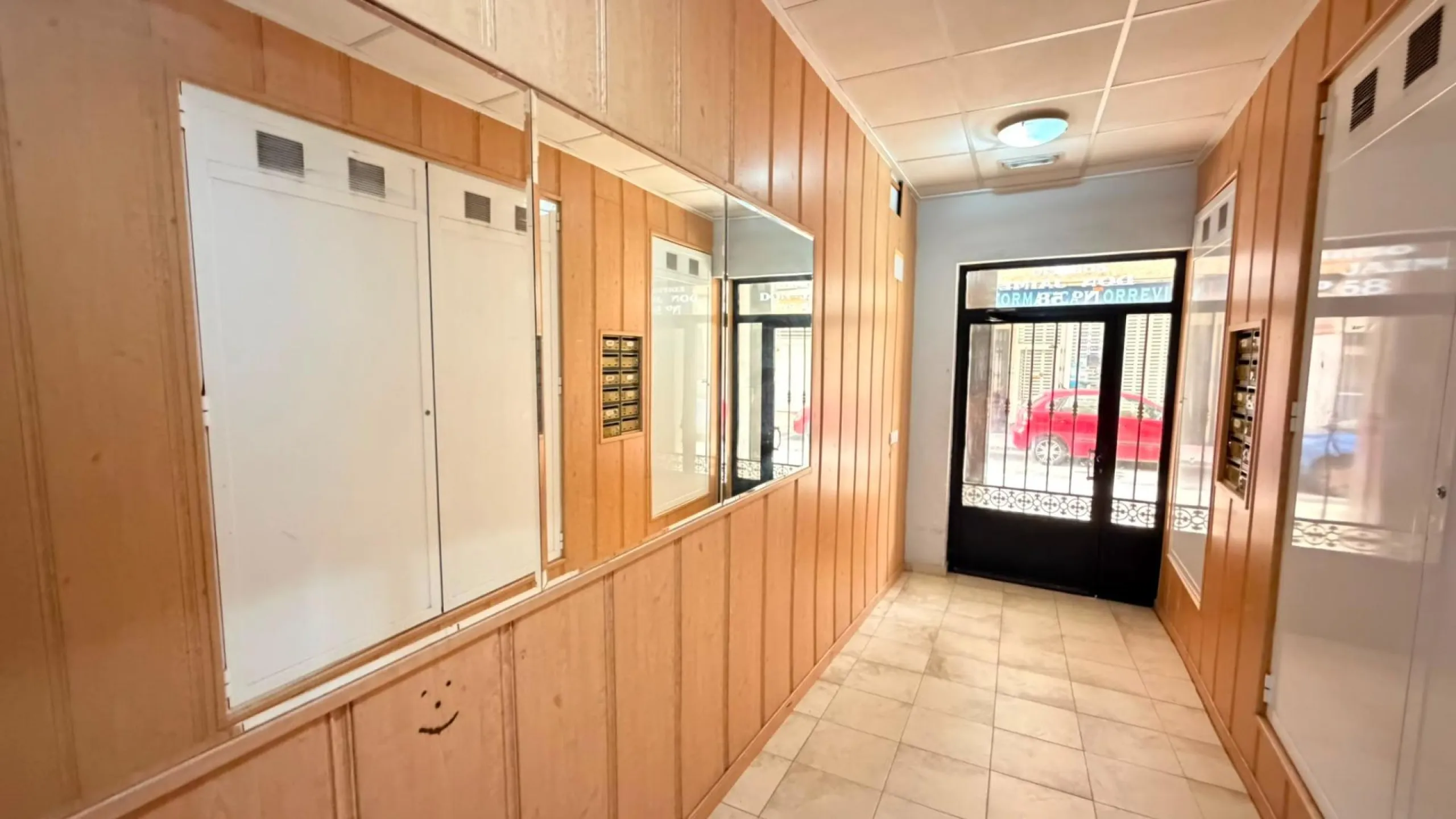APARTAMENTO DE 72M2. 2 DORMITORIOS 1 BAÑO. LISTO PARA ENTRAR A VIVIR