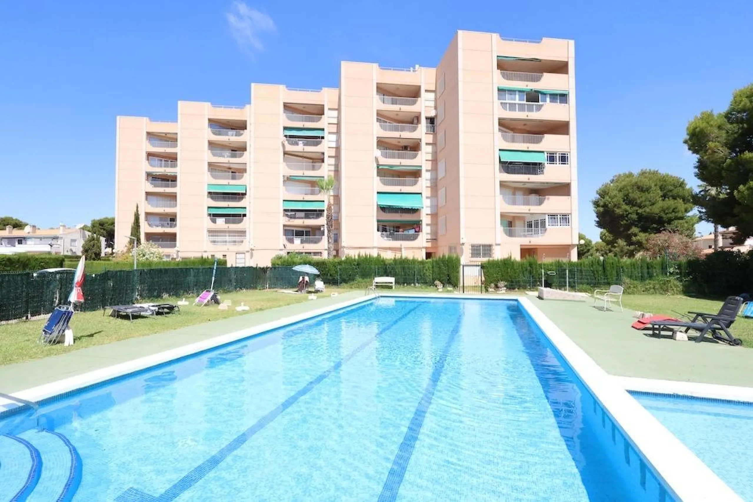 La Zenia apartamento en el lado del mar