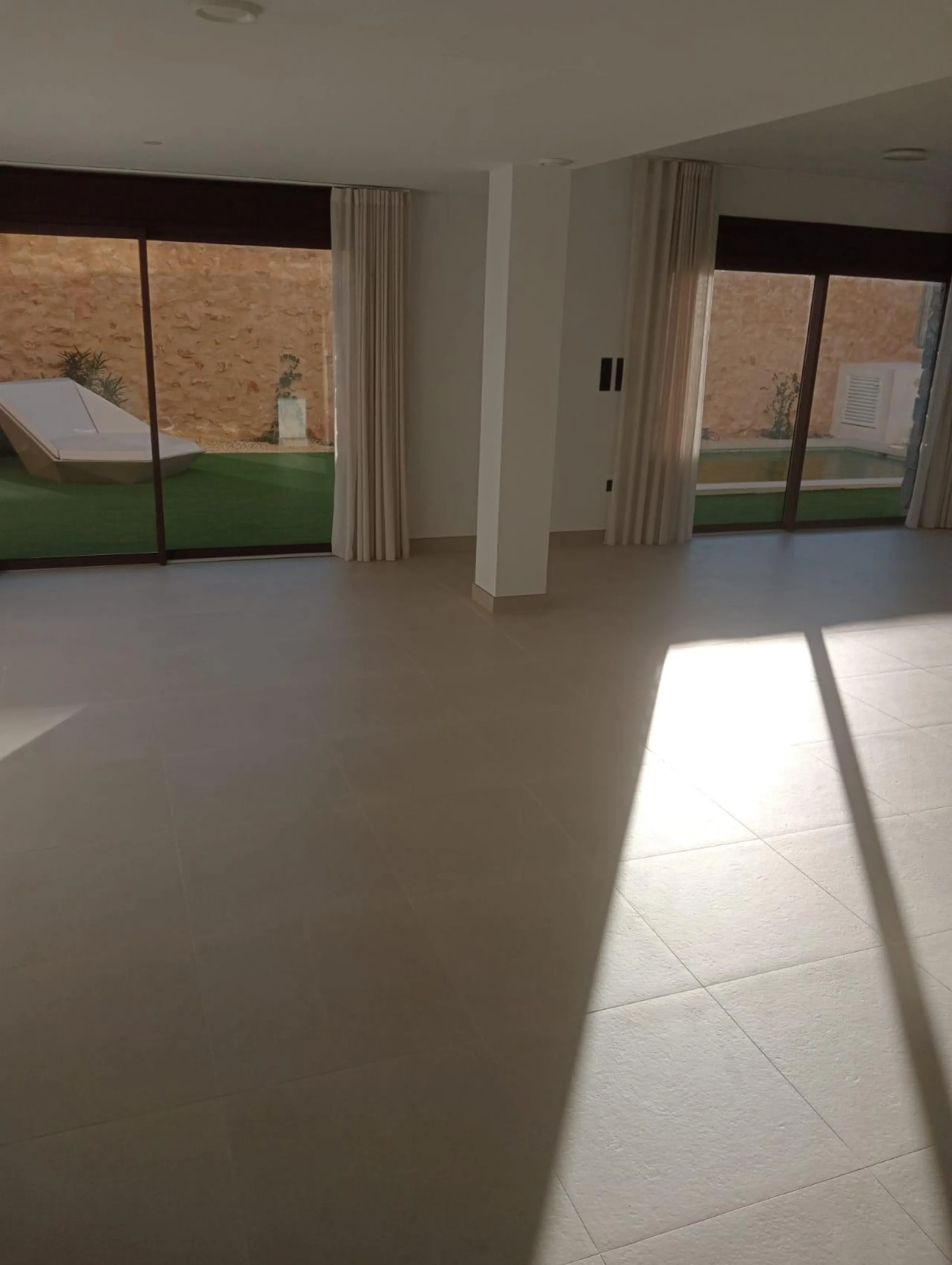 No waiting: your villa in Finestrat is already built ✨