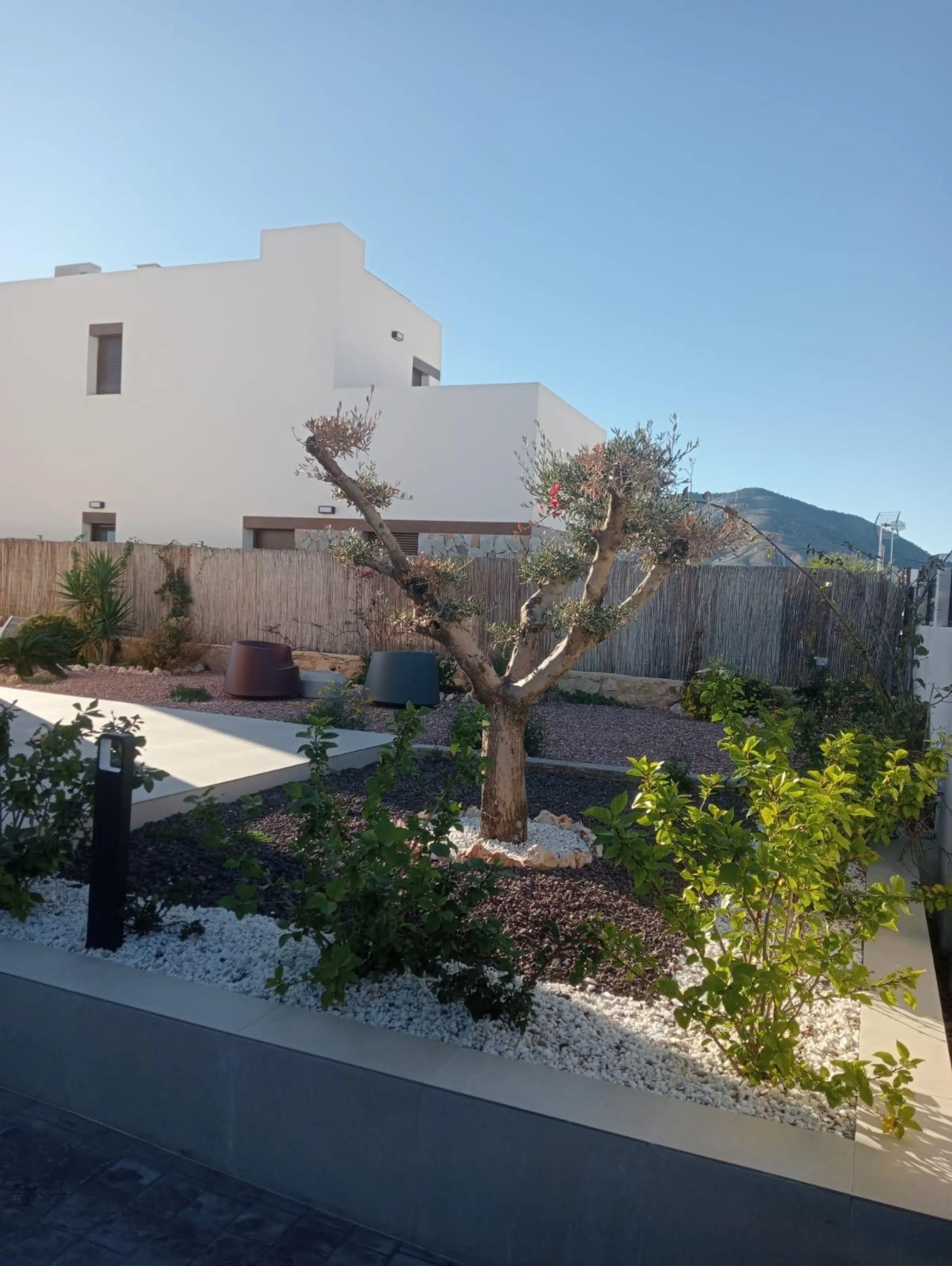 No waiting: your villa in Finestrat is already built ✨