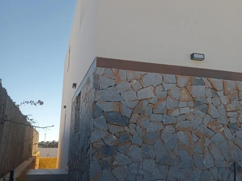 No waiting: your villa in Finestrat is already built ✨