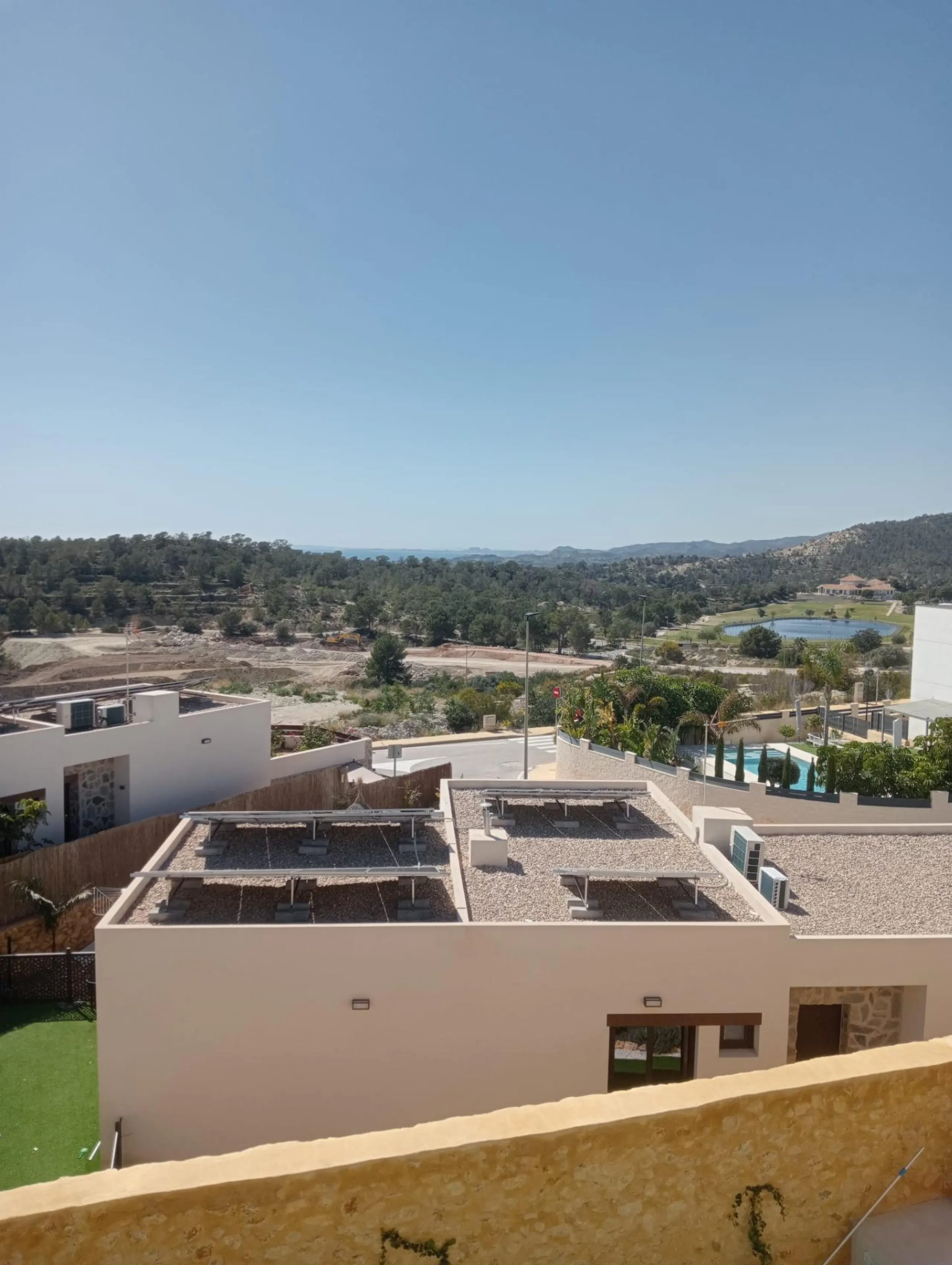 No waiting: your villa in Finestrat is already built ✨