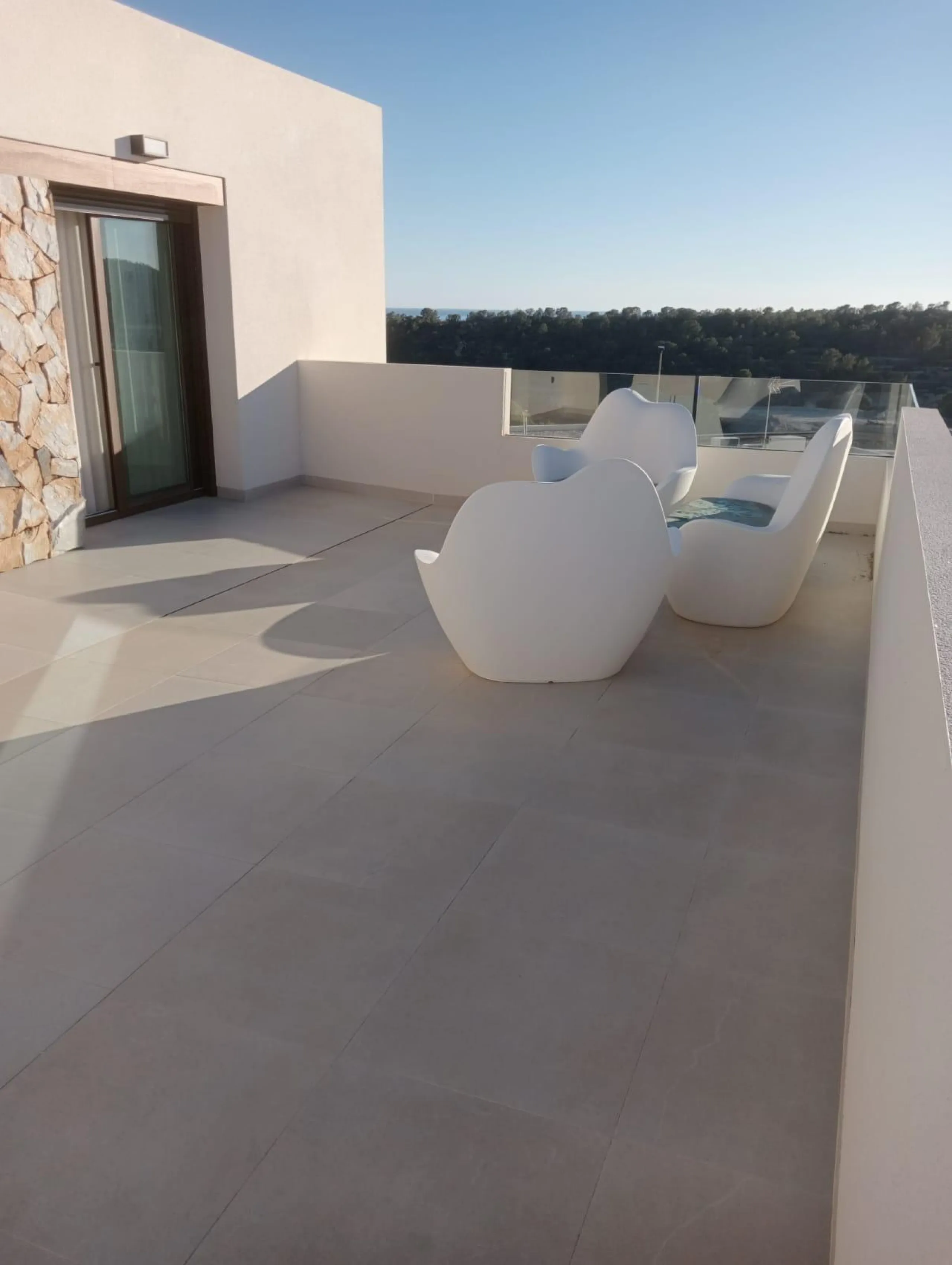 No waiting: your villa in Finestrat is already built ✨