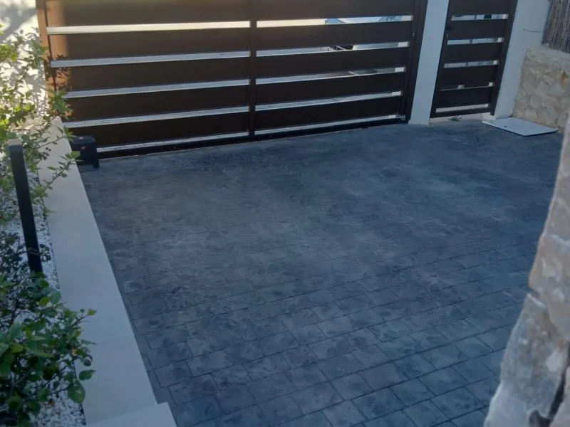 No waiting: your villa in Finestrat is already built ✨