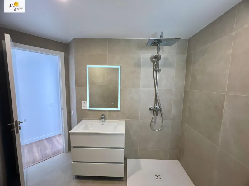 !! EXCELLENT RENOVATED PENTHOUSE IN MANISES