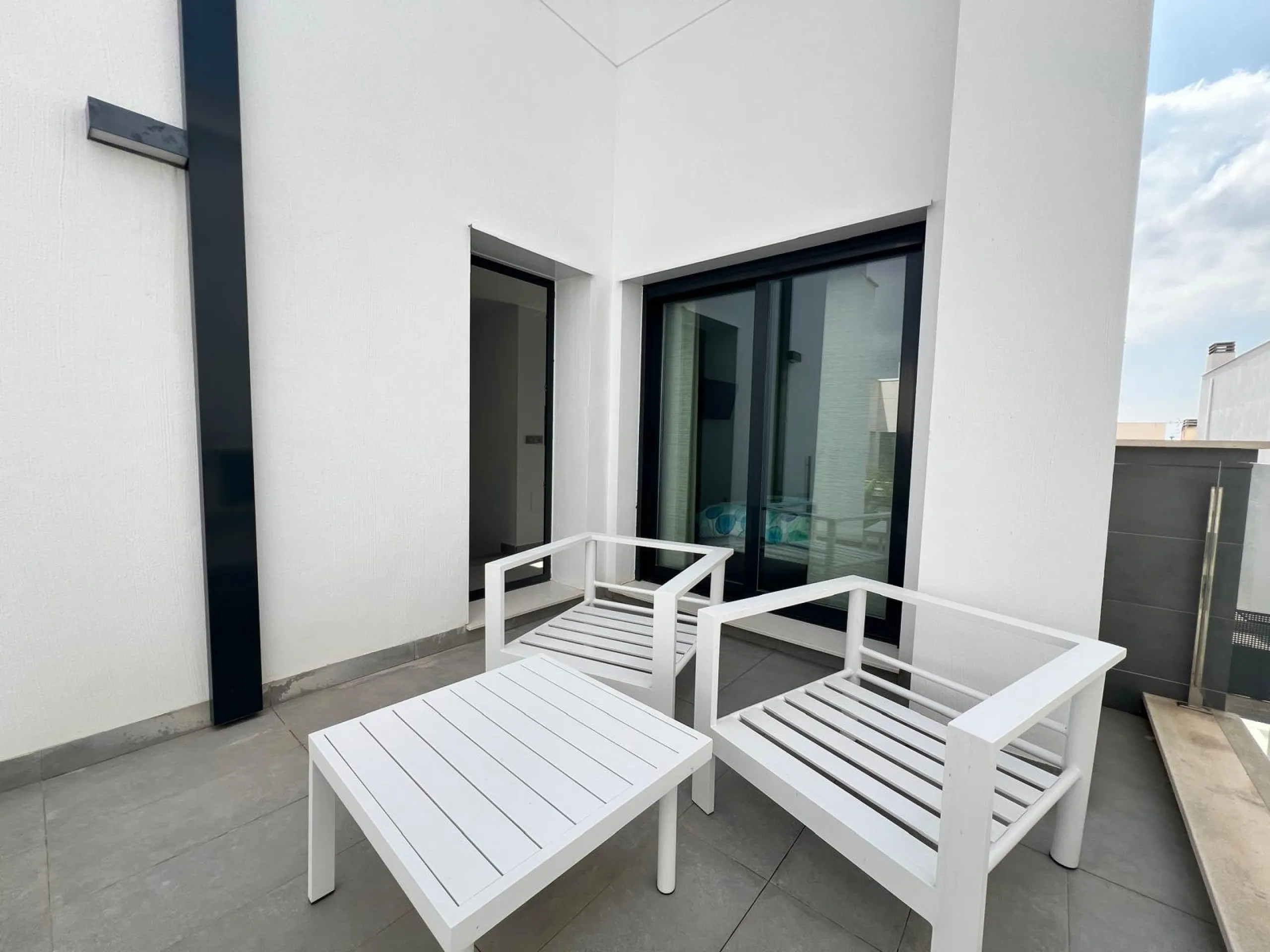 Modern 3-Bedroom Villa with Private Pool and Solarium for Sale in Orihuela Costa, Costa Blanca South