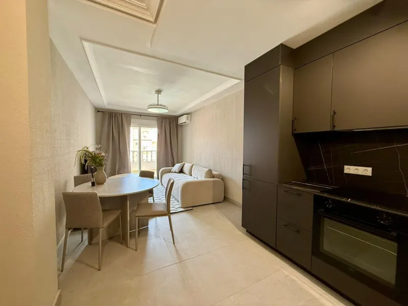 Exclusive renovated apartment with side sea views and two terraces