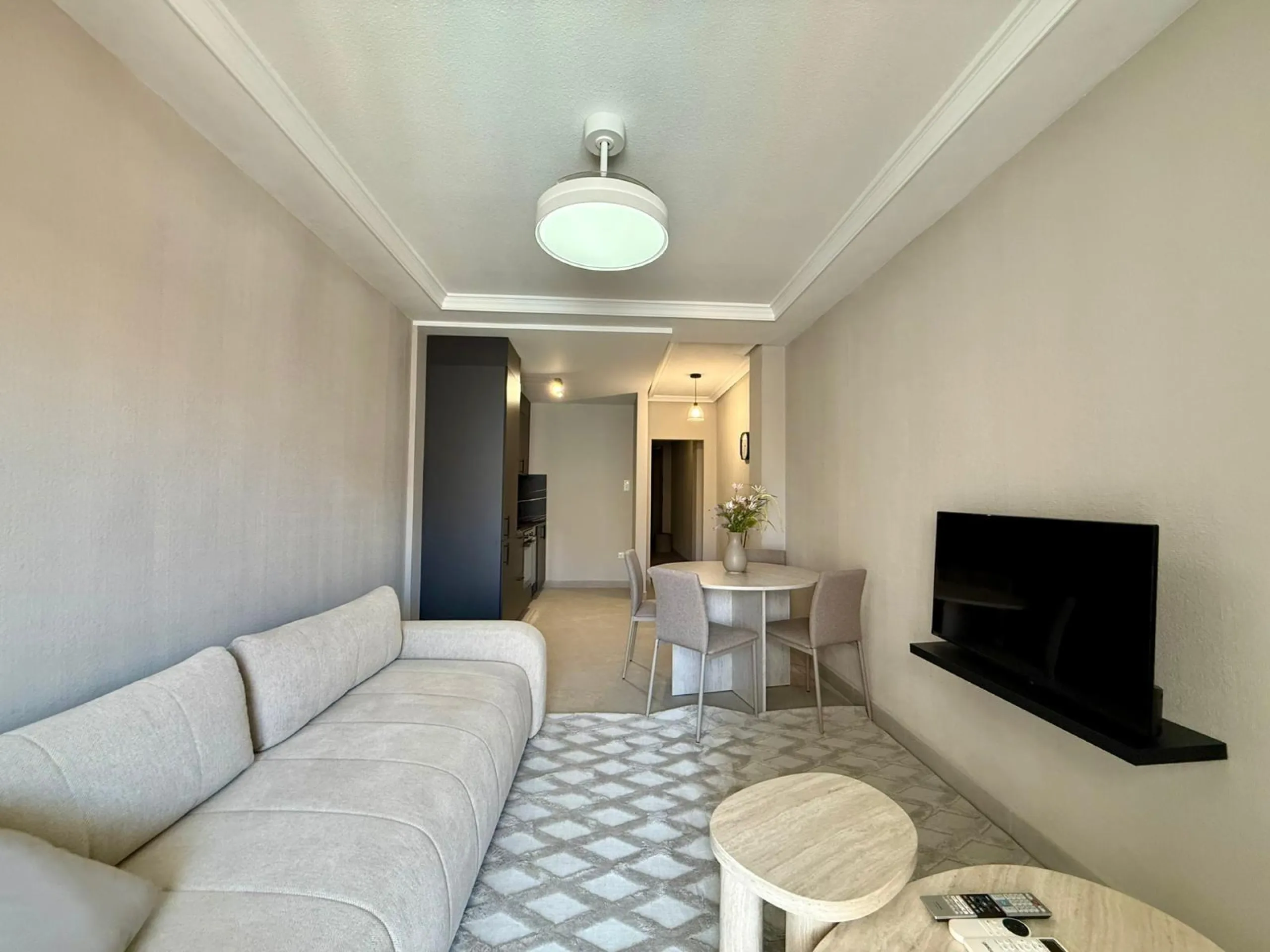 Exclusive renovated apartment with side sea views and two terraces