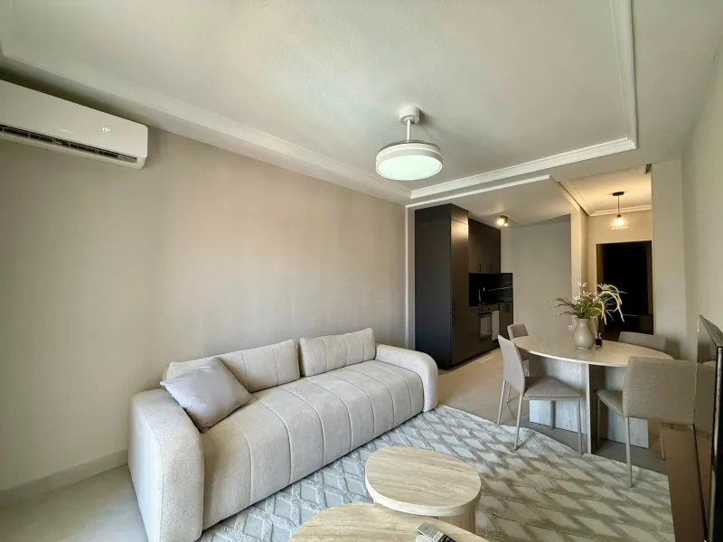 Exclusive renovated apartment with side sea views and two terraces