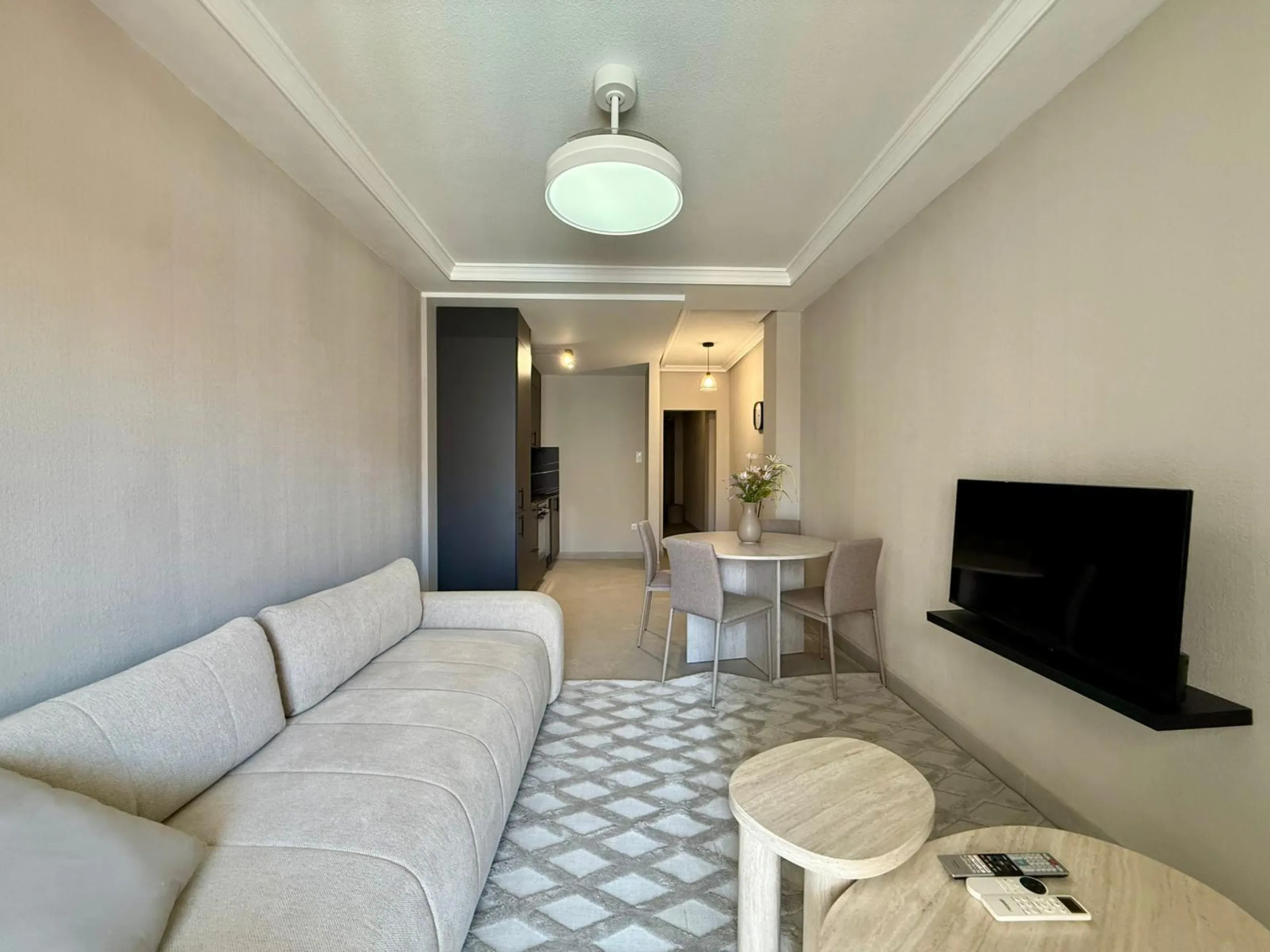 Exclusive renovated apartment with side sea views and two terraces