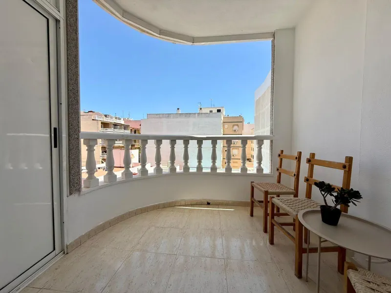 Exclusive renovated apartment with side sea views and two terraces