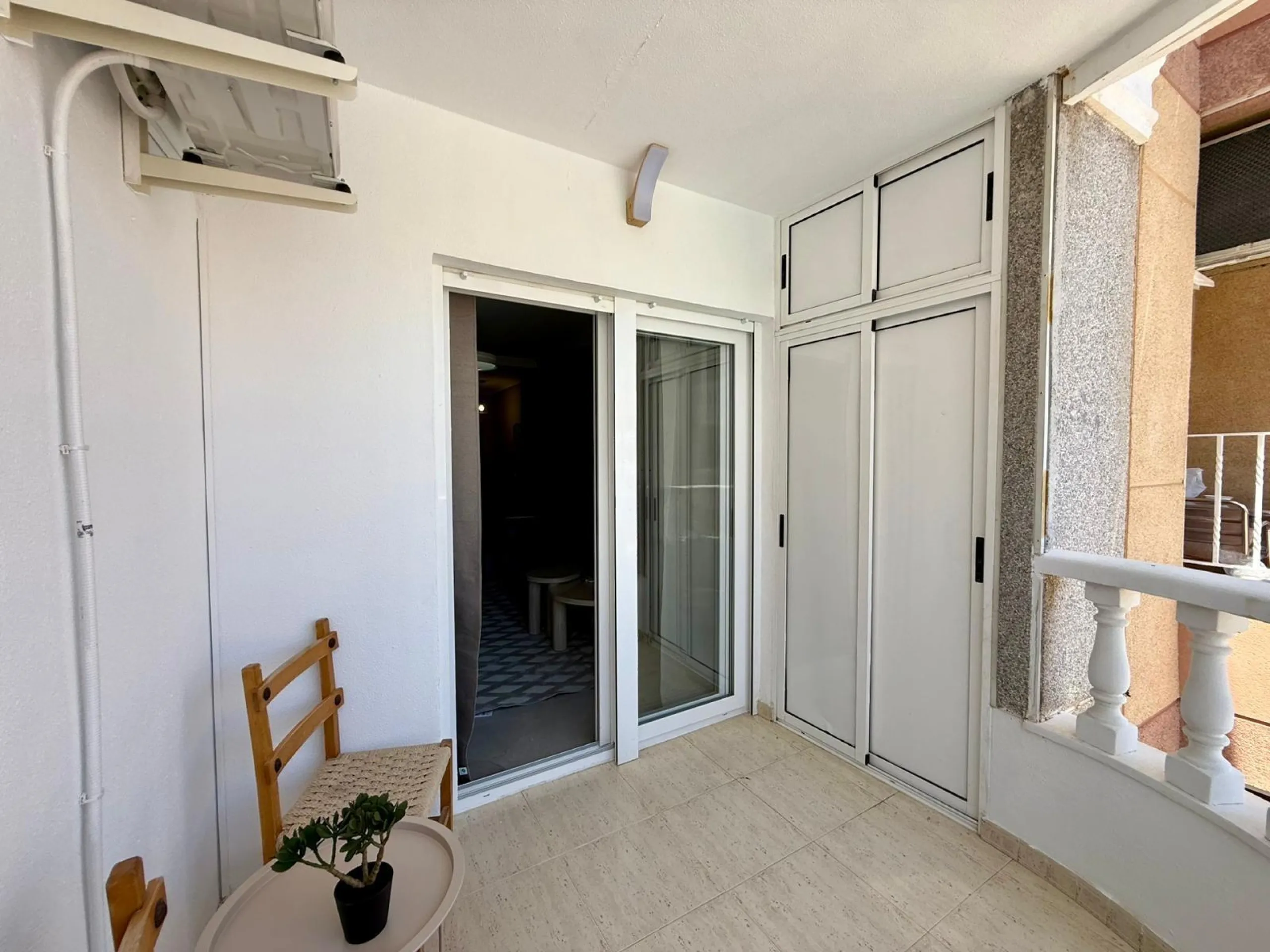 Exclusive renovated apartment with side sea views and two terraces