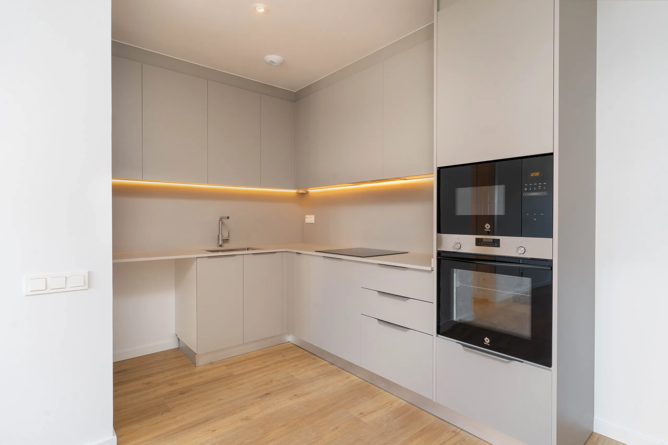 Moderno complejo residencial Tres Creus cerca del centro, en Sabadell, Barcelona