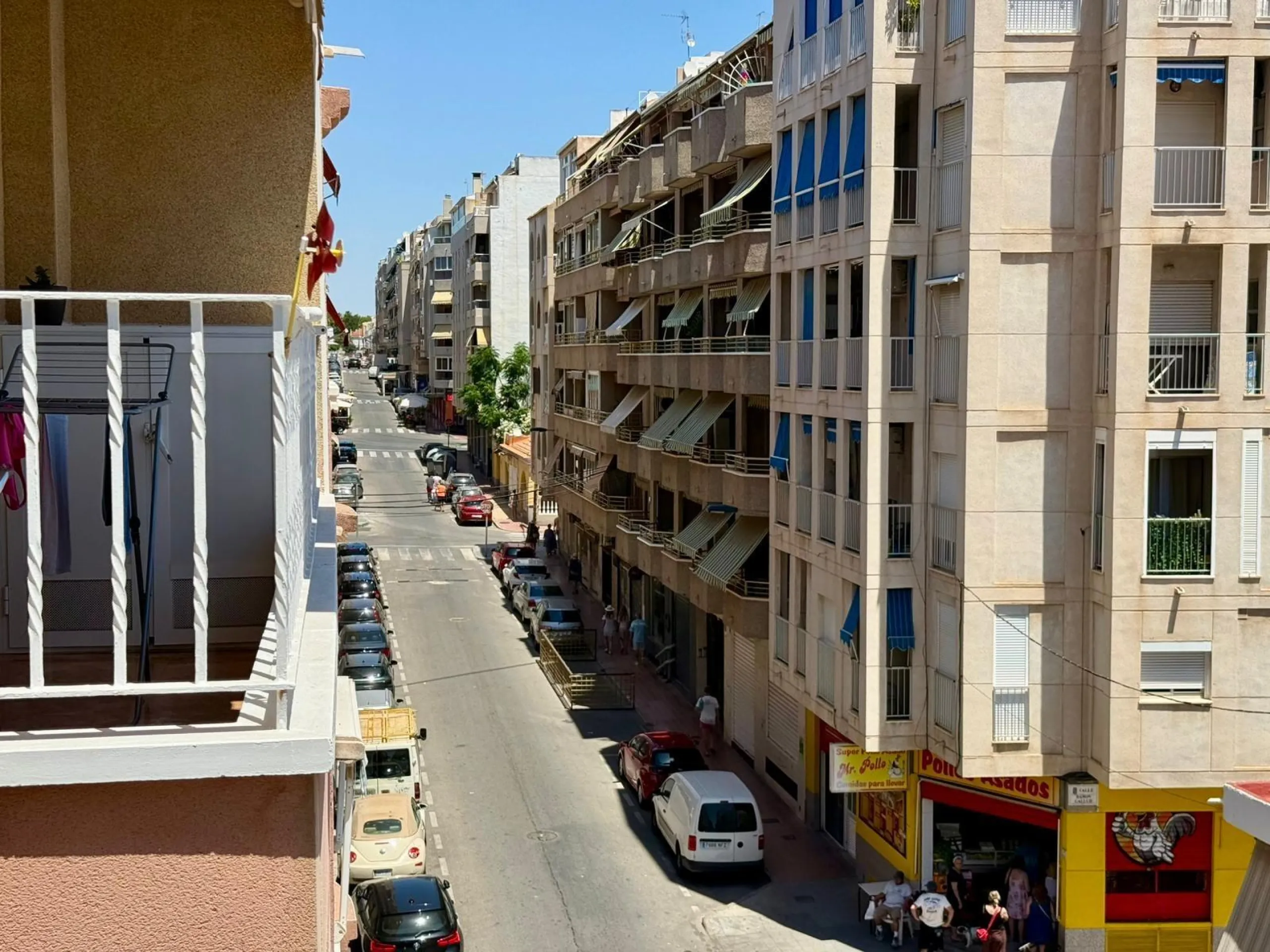 Exclusive renovated apartment with side sea views and two terraces