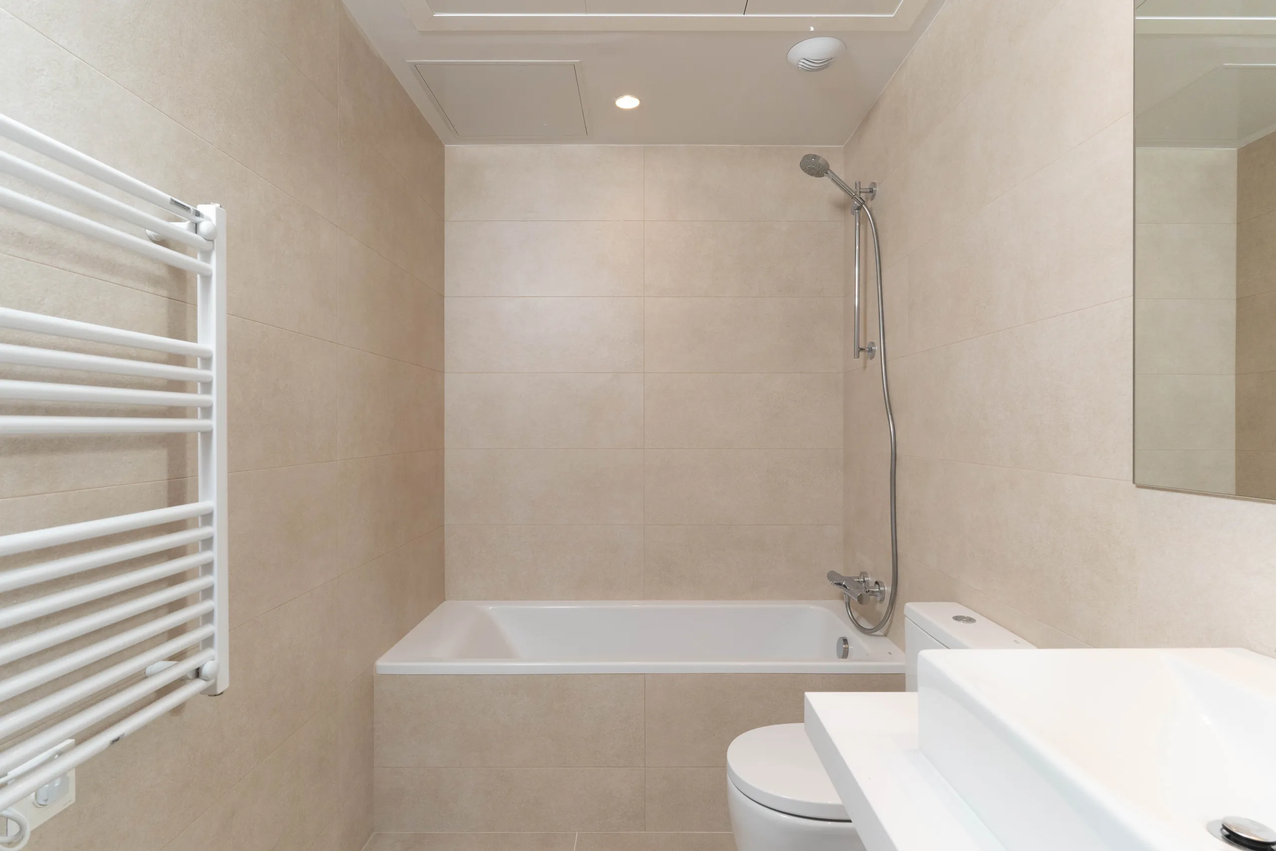 Moderno complejo residencial Tres Creus cerca del centro, en Sabadell, Barcelona
