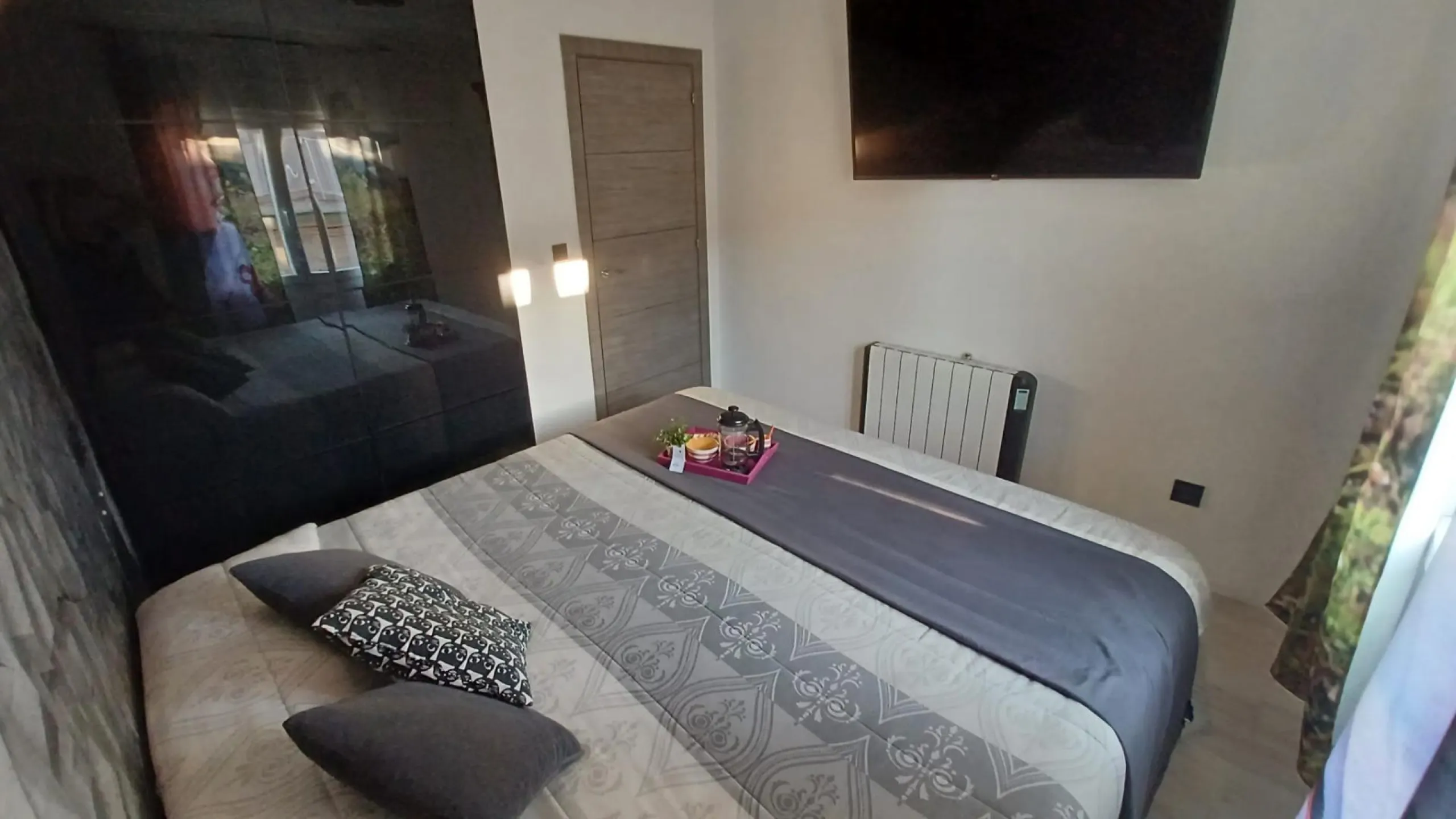 Spacious, refurbished penthouse 100 metres from the beach in Torre de la Horadada