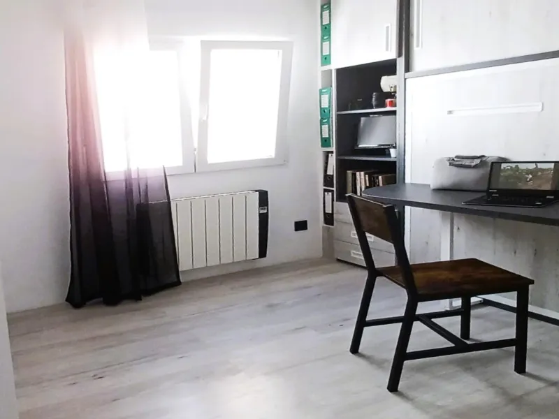 Spacious, refurbished penthouse 100 metres from the beach in Torre de la Horadada