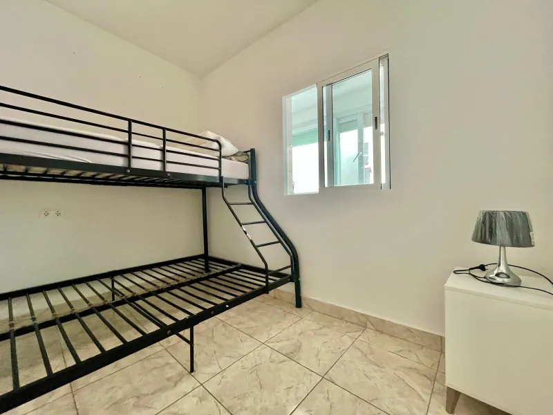 Amplia vivienda de 3 dormitorios en Rojales con vistas despejadas