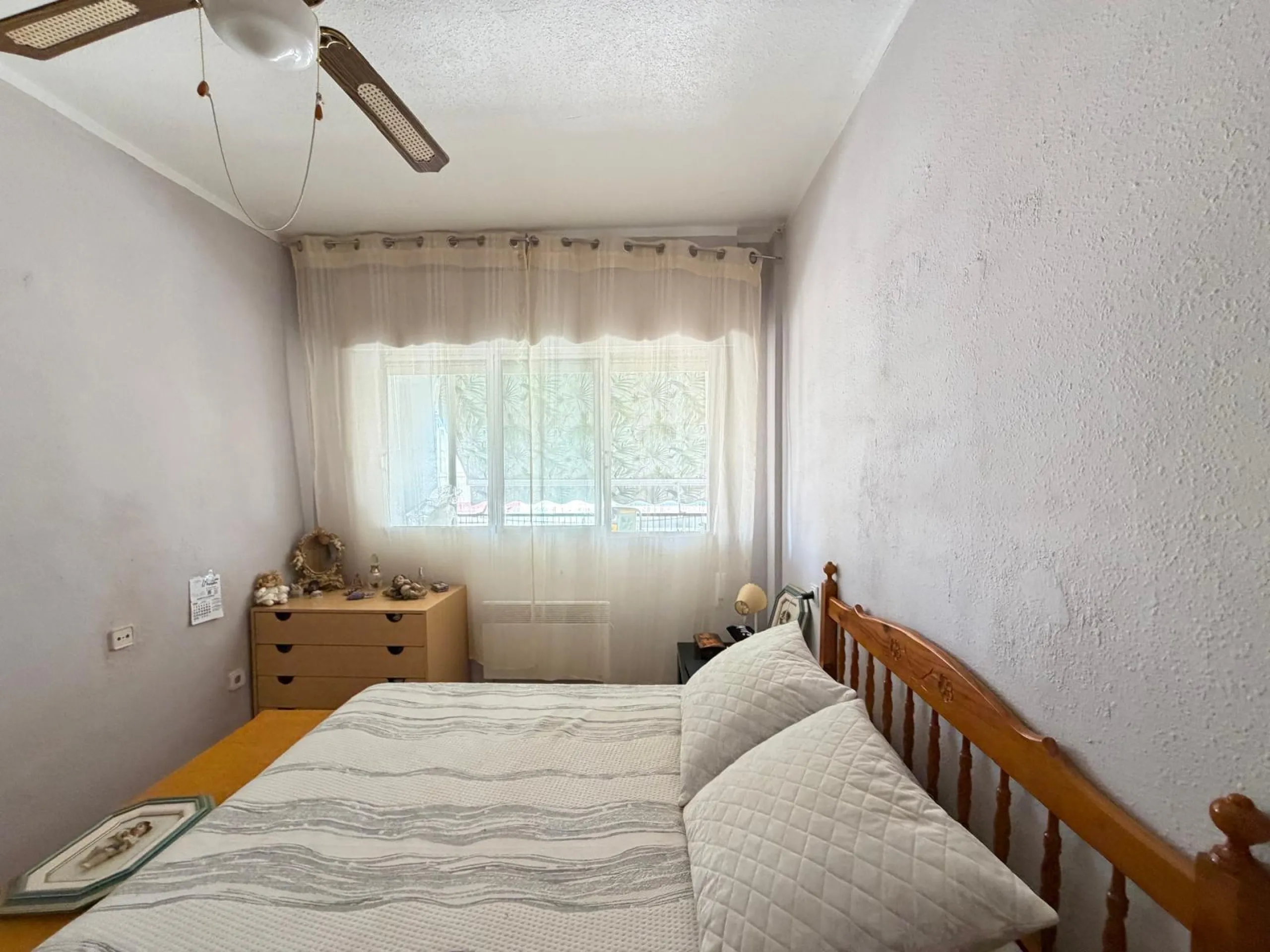 1 BEDROOM APARTMENT. 1 BATHROOM. WITH SIDE SEA VIEWS AND 200 METERS FROM LOS LOCOS BEACH. BUILT AREA 52 M2.