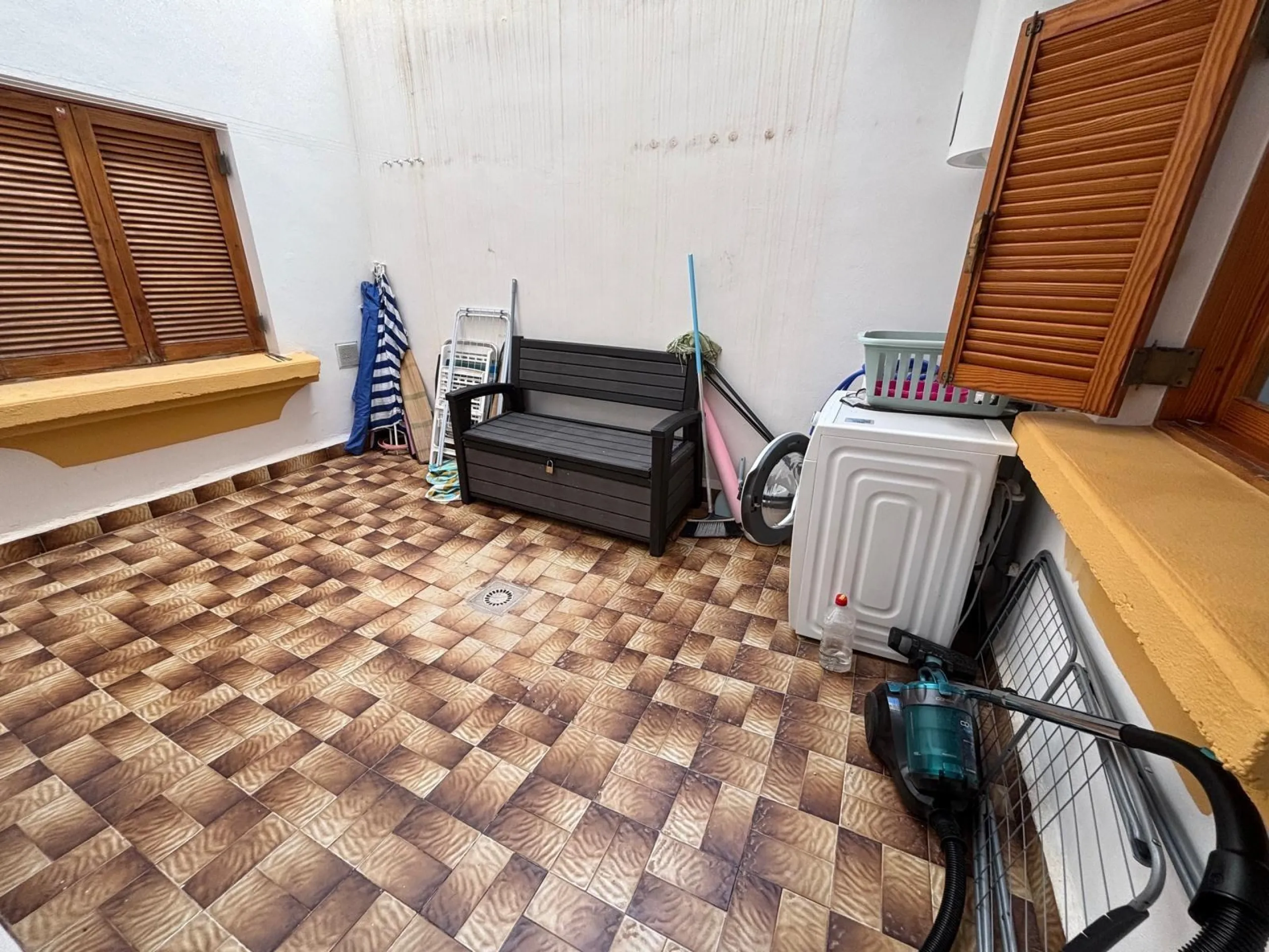 APARTMENT IN PLAYA LOS LOCOS SECOND LINE