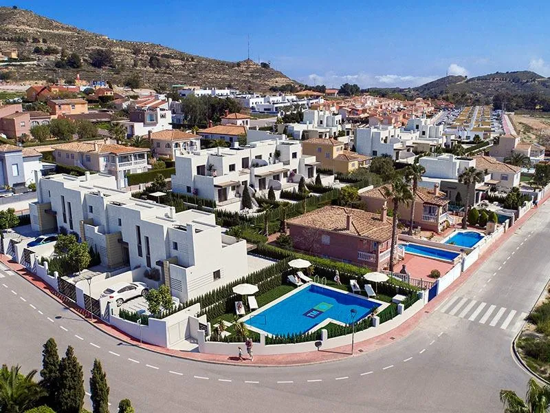 Chalet de obra nueva en Busot, Alicante 🏠