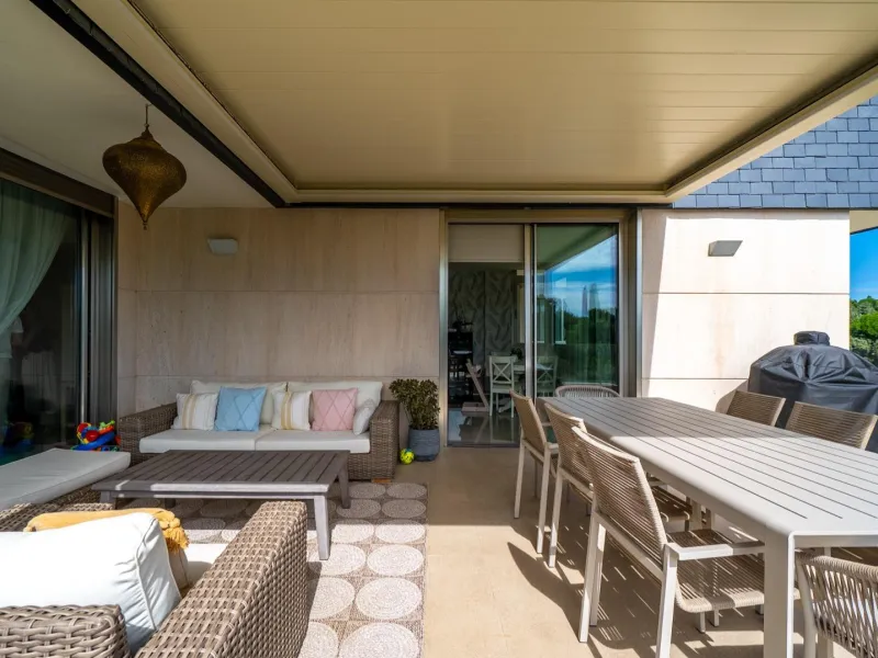 Ático Dúplex de Lujo, un Oasis de Privacidad y Luz con Increíbles Terrazas